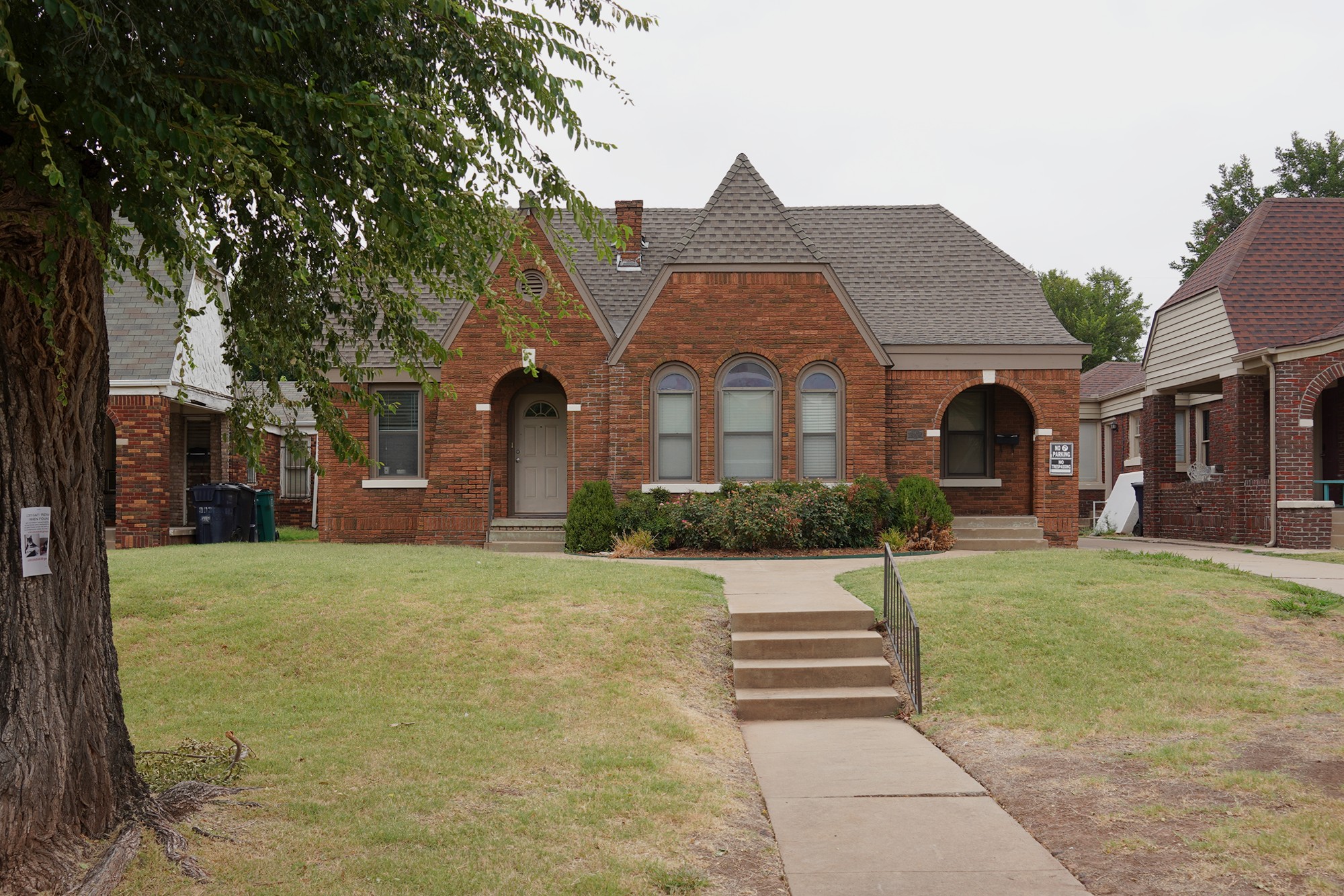 Brick Houses in Oklahoma City, Oklahoma, USA - See Any Places