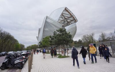 Fondation Louis Vuitton, Paris, France