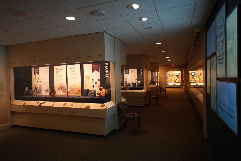 Art Museum of Colonial Williamsburg - Colonial Folk Art, Virginia, USA ...