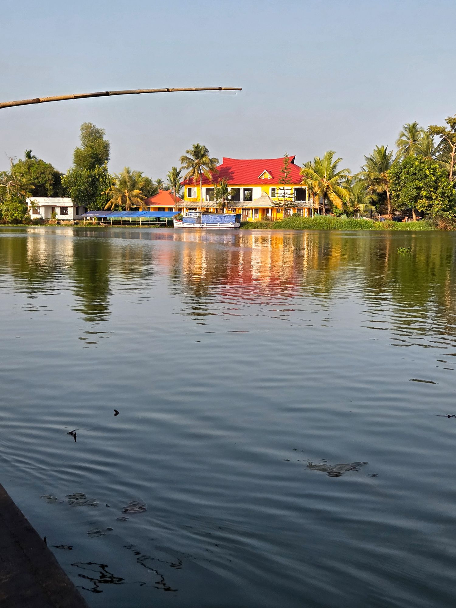 Kerala Backwaters (13) Kerala Backwaters (13)