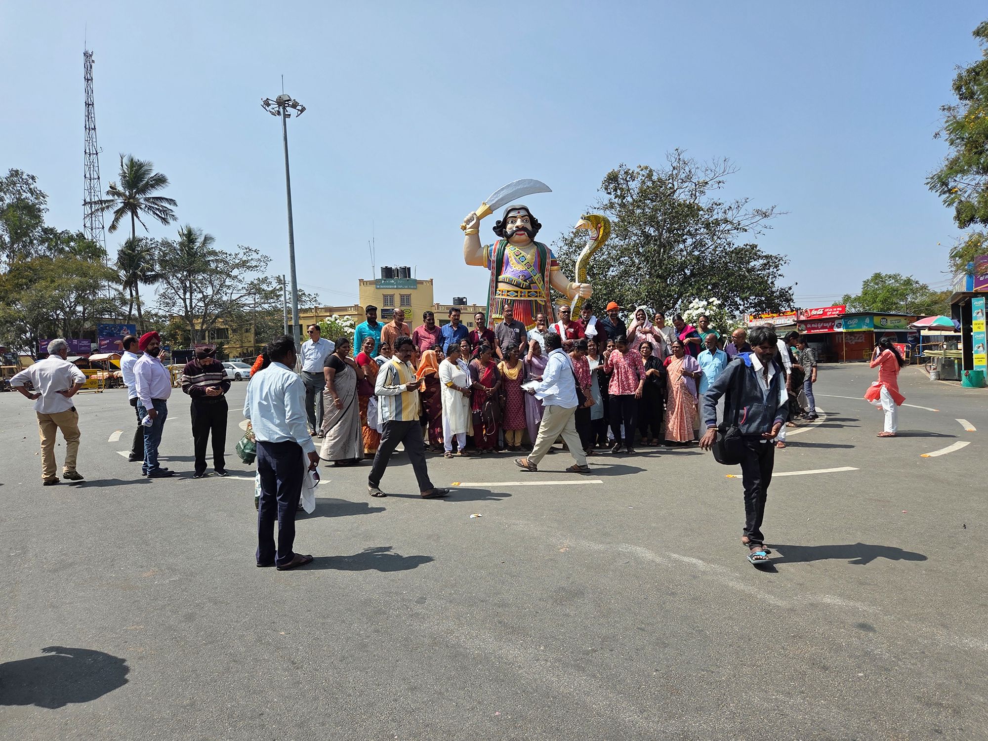 Sri Chamundeshwari and Keshava Temple (1) Sri Chamundeshwari and Keshava Temple (1)