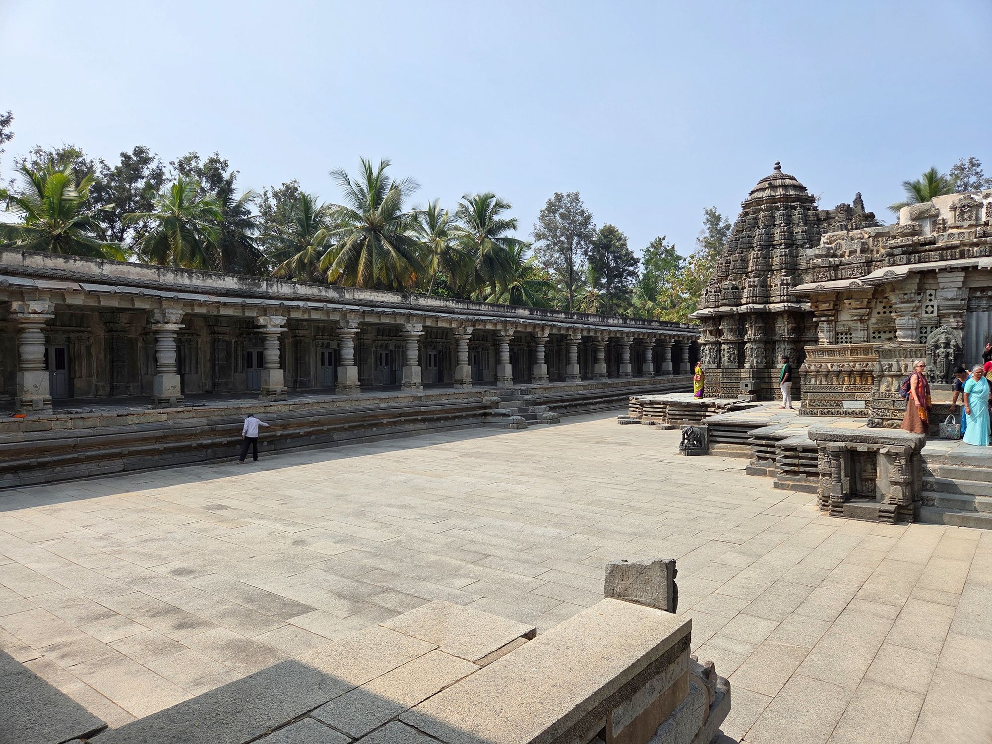 Sri Chamundeshwari and Keshava Temple (34) Sri Chamundeshwari and Keshava Temple (34)