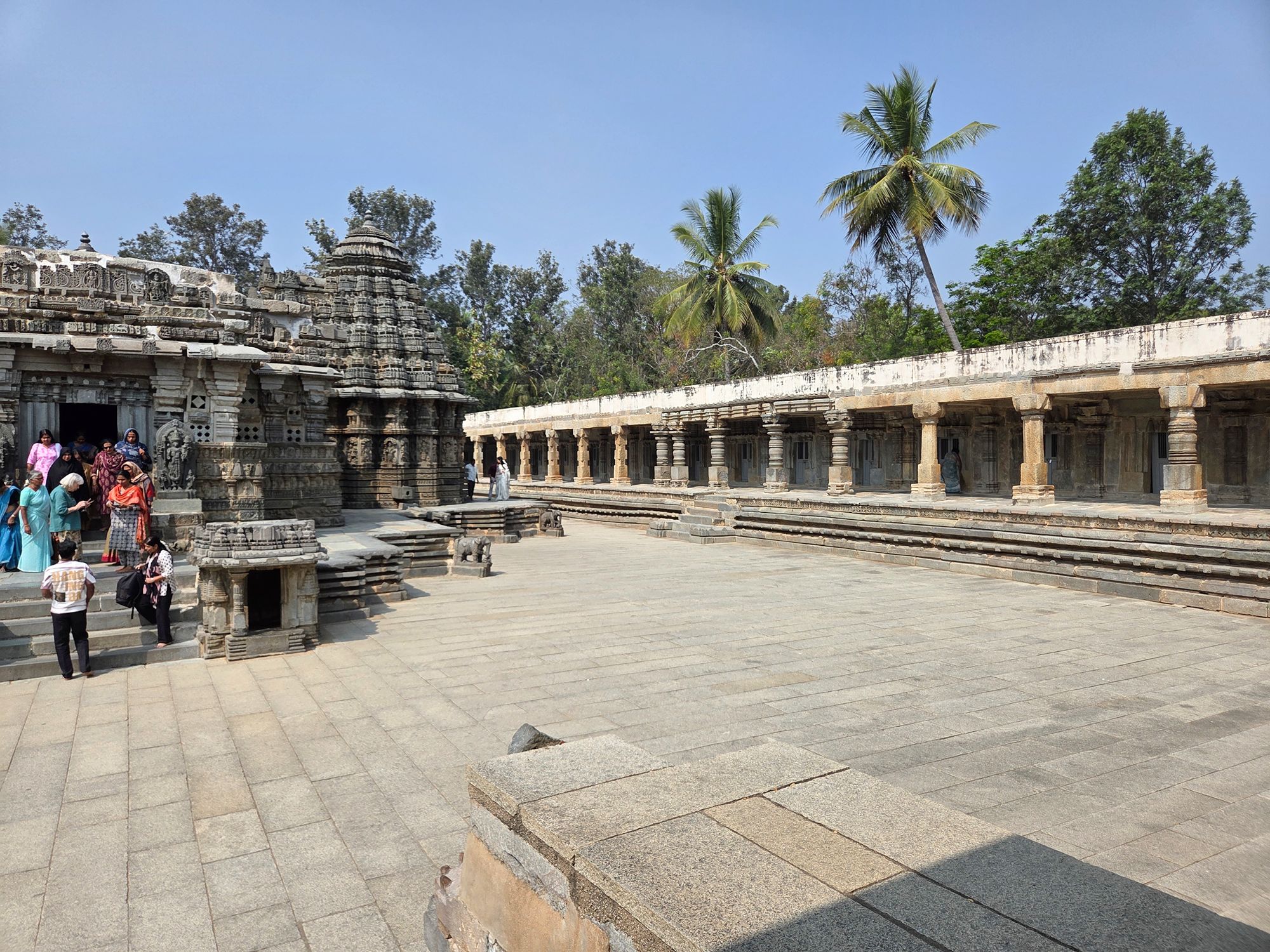 Sri Chamundeshwari and Keshava Temple (36) Sri Chamundeshwari and Keshava Temple (36)