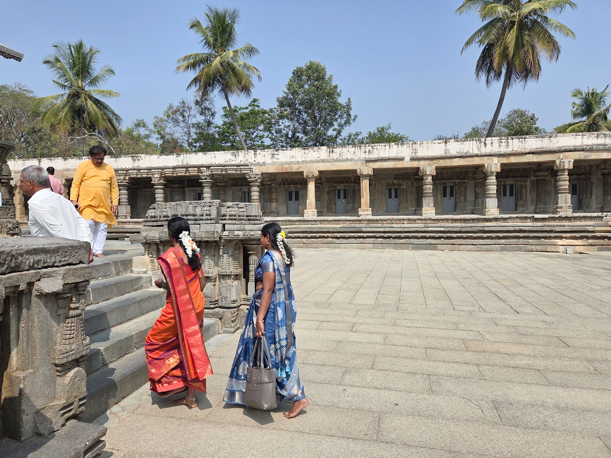 Sri Chamundeshwari and Keshava Temple (48) Sri Chamundeshwari and Keshava Temple (48)