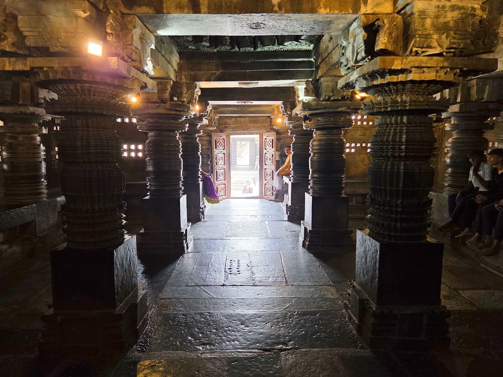 Sri Chamundeshwari and Keshava Temple (66) Sri Chamundeshwari and Keshava Temple (66)