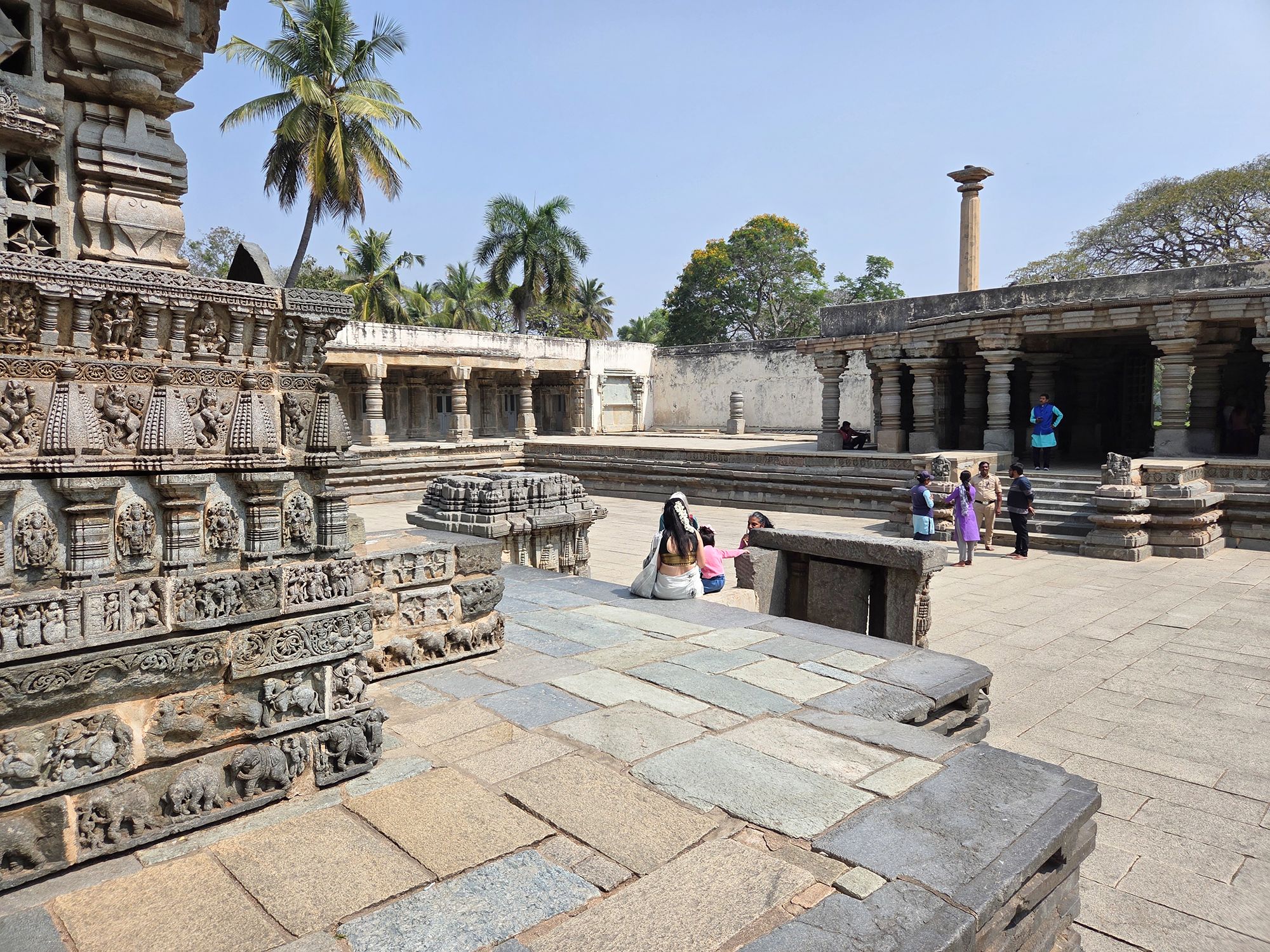 Sri Chamundeshwari and Keshava Temple (67) Sri Chamundeshwari and Keshava Temple (67)