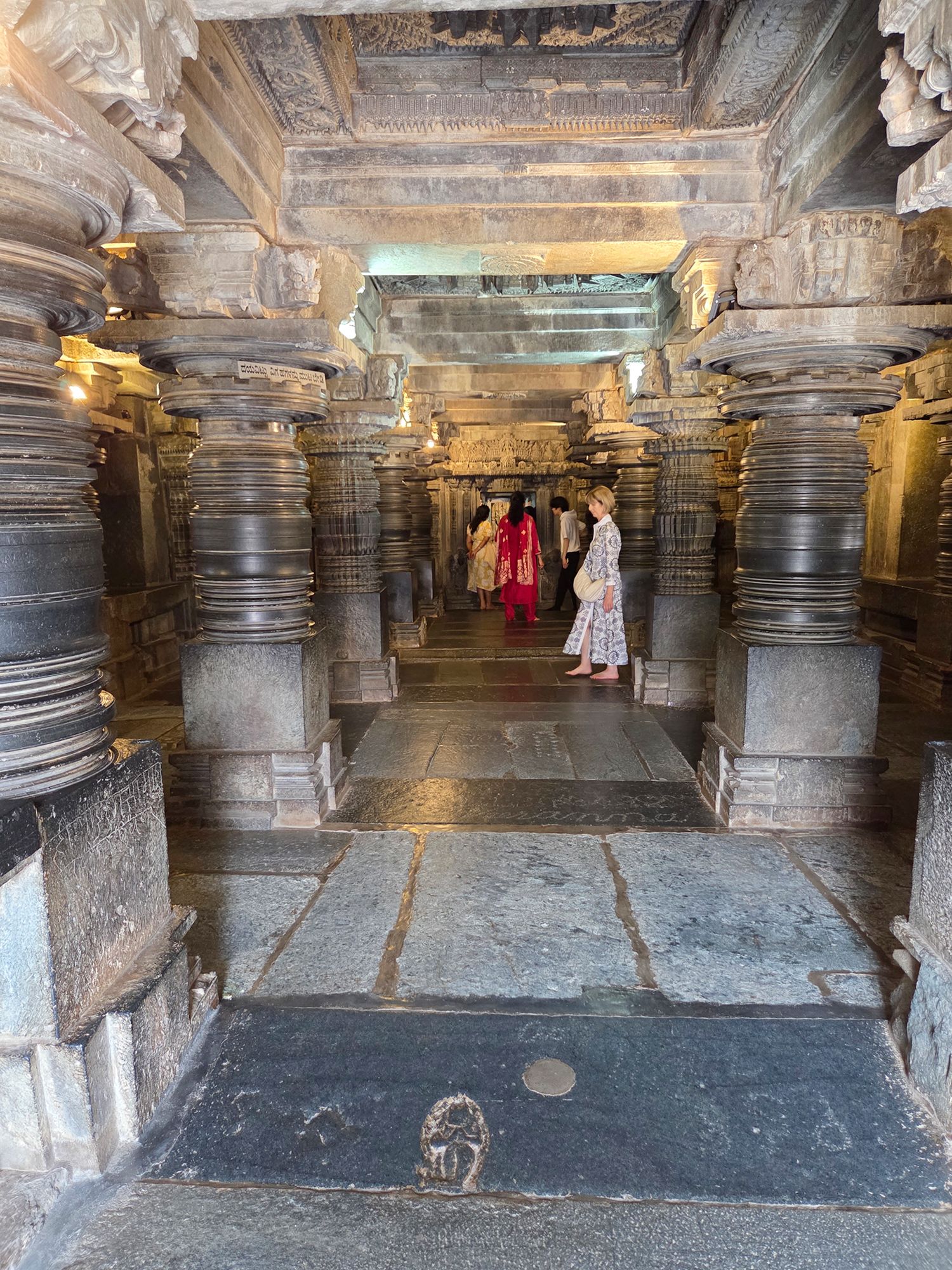 Sri Chamundeshwari and Keshava Temple (85) Sri Chamundeshwari and Keshava Temple (85)