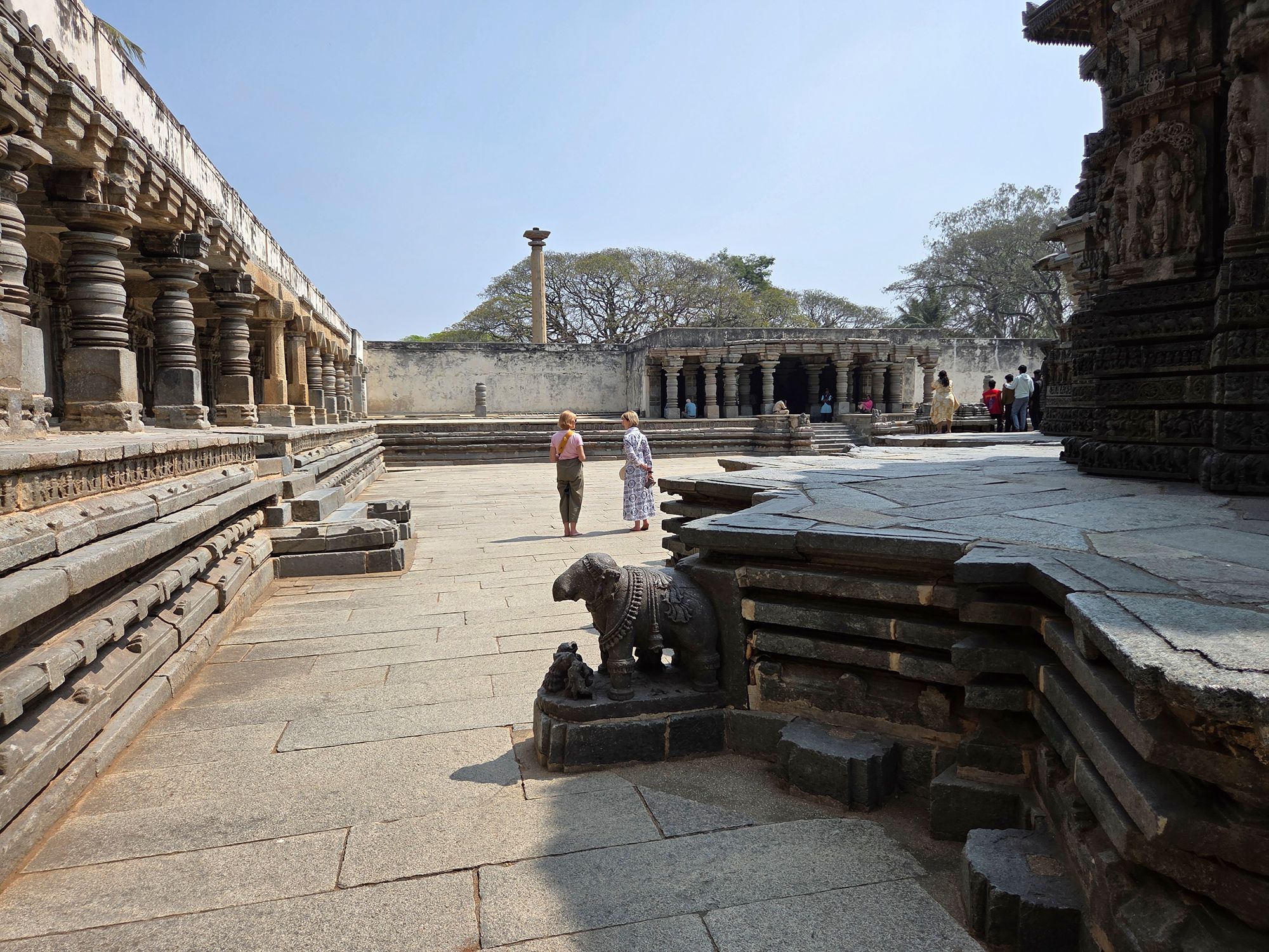 Sri Chamundeshwari and Keshava Temple (97) Sri Chamundeshwari and Keshava Temple (97)