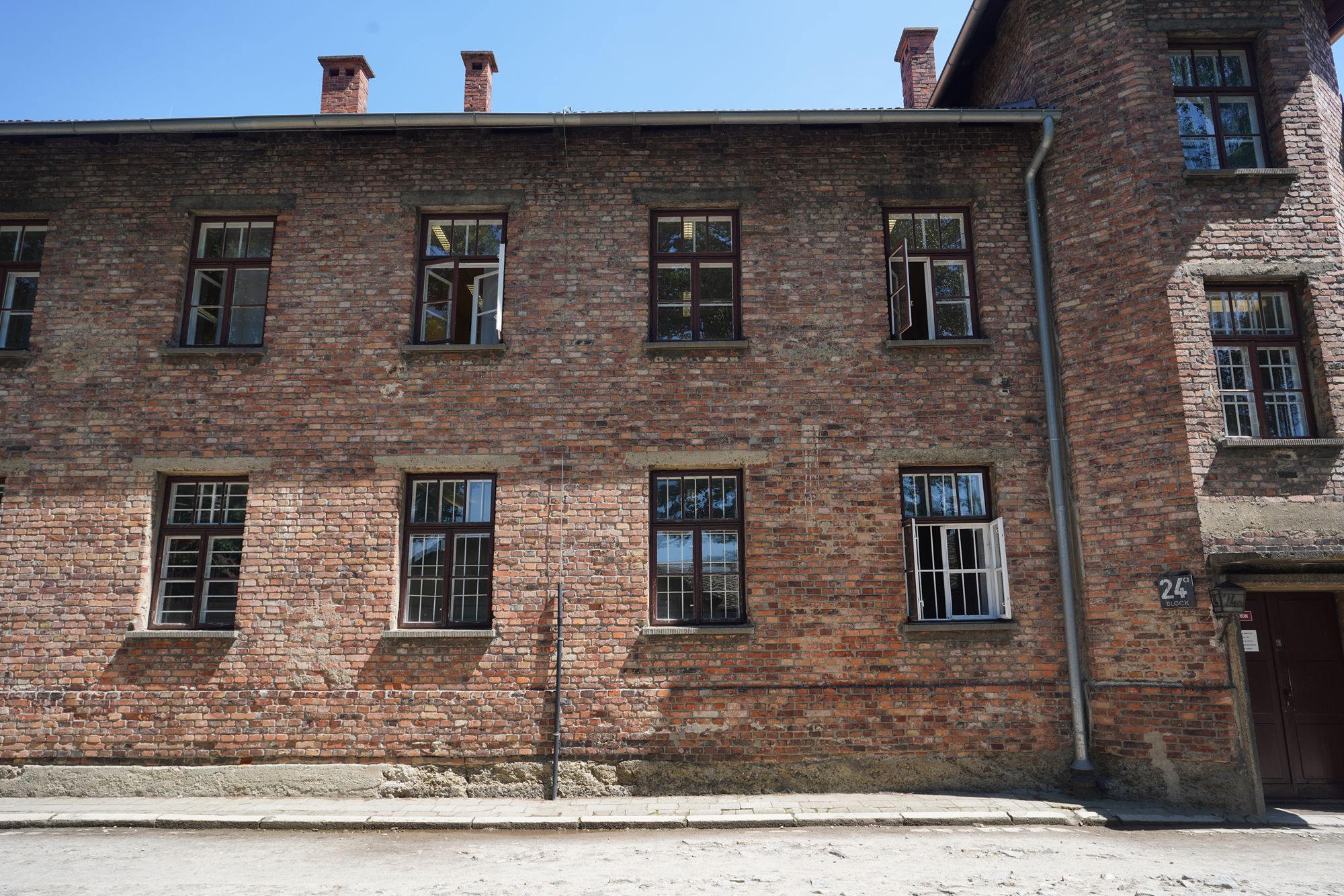 Auschwitz I Part 1 (21)