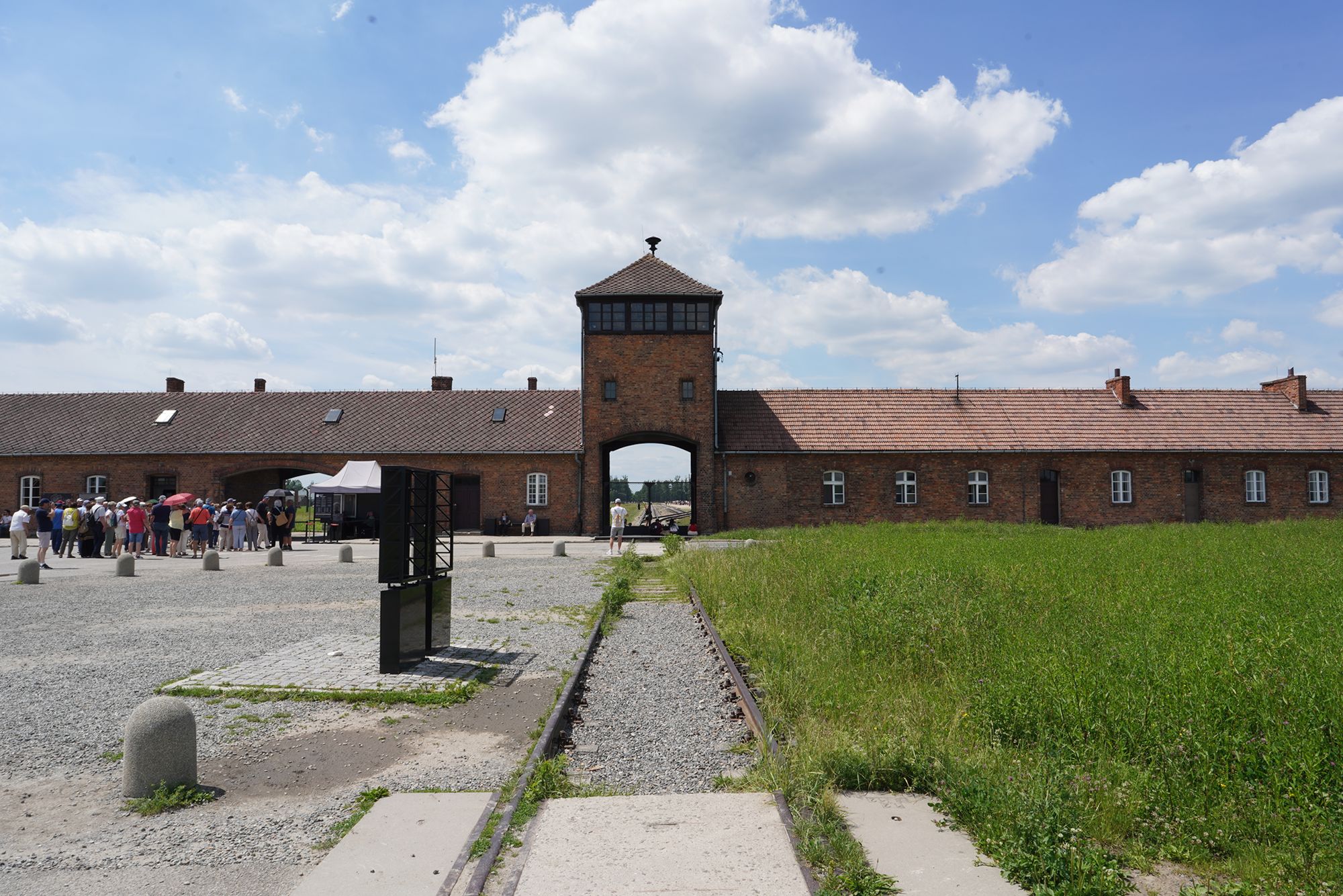 Auschwitz II-Birkenau (4) Auschwitz II-Birkenau (4)