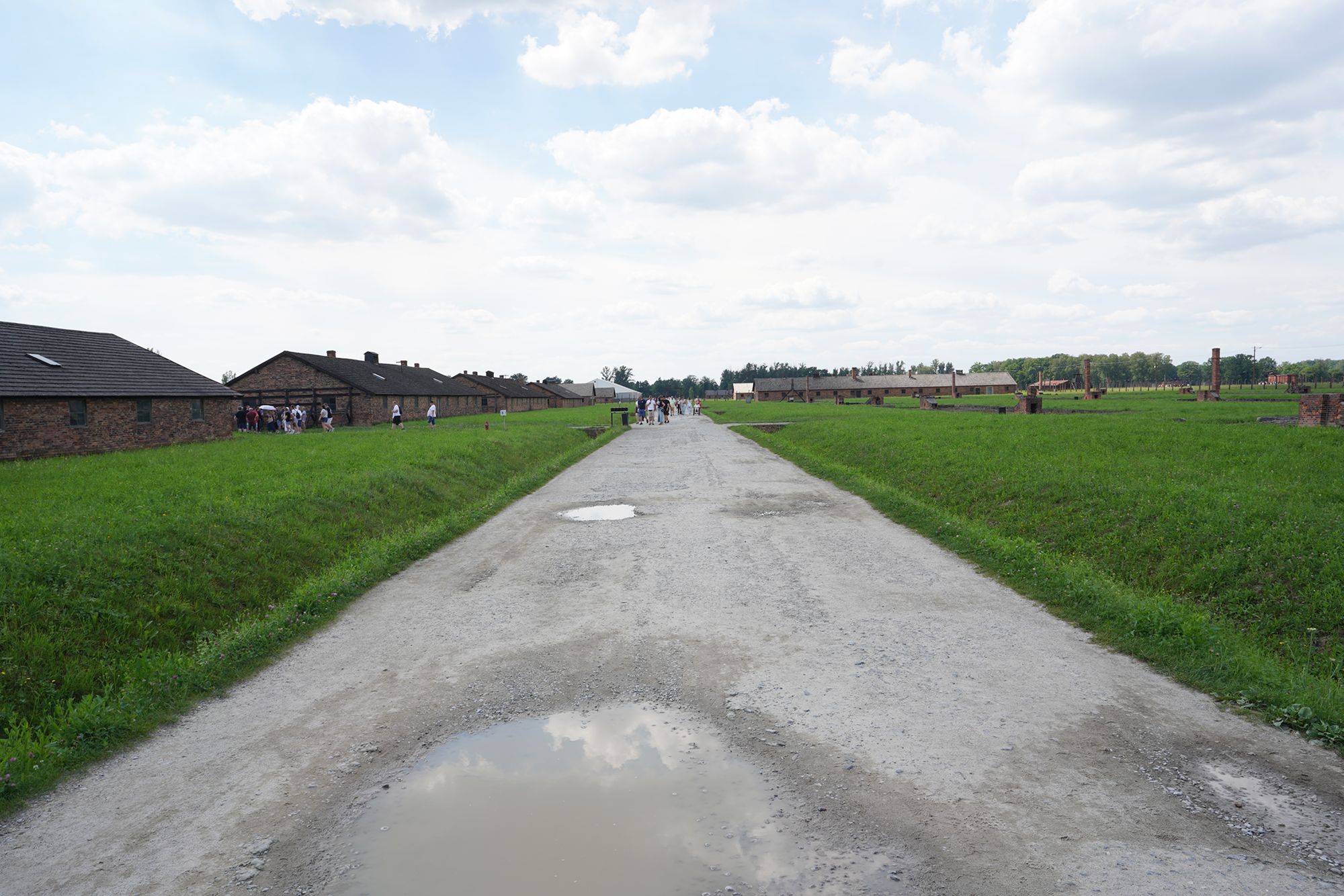 Auschwitz II-Birkenau (93) Auschwitz II-Birkenau (93)