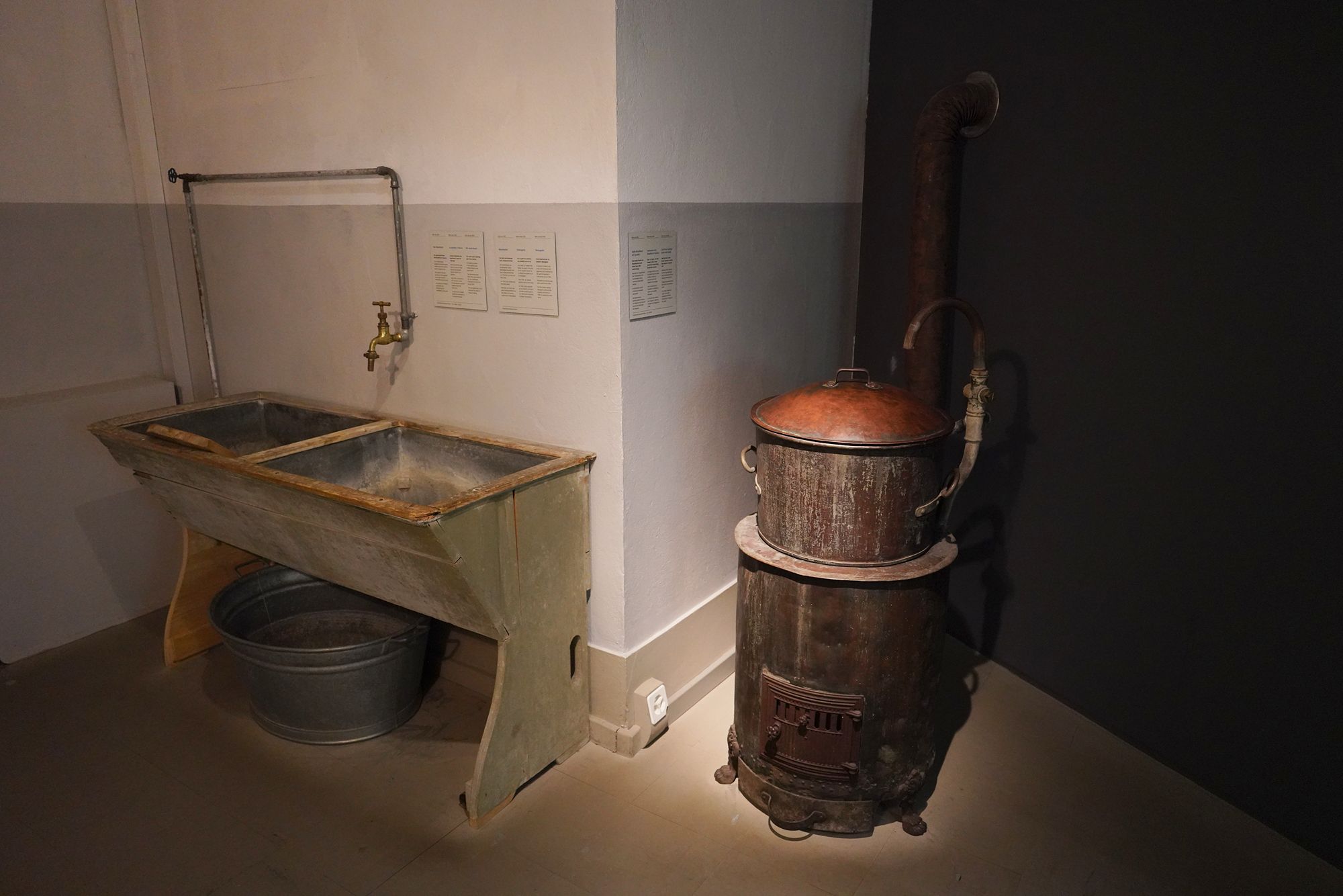 Bernisches Historisches Museum – Einstein I (101) Bernisches Historisches Museum – Einstein I (101)