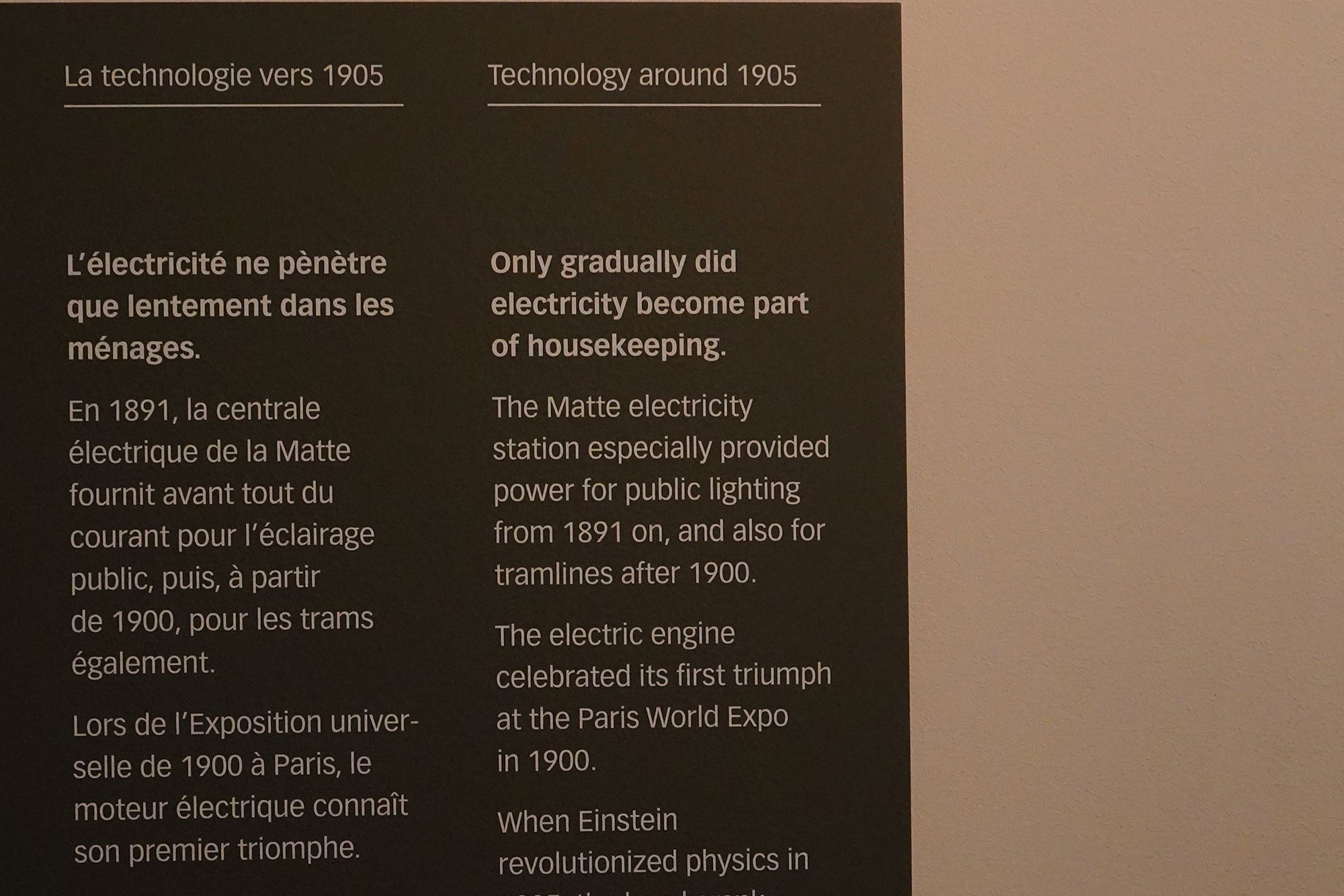 Bernisches Historisches Museum – Einstein I (130) Bernisches Historisches Museum – Einstein I (130)