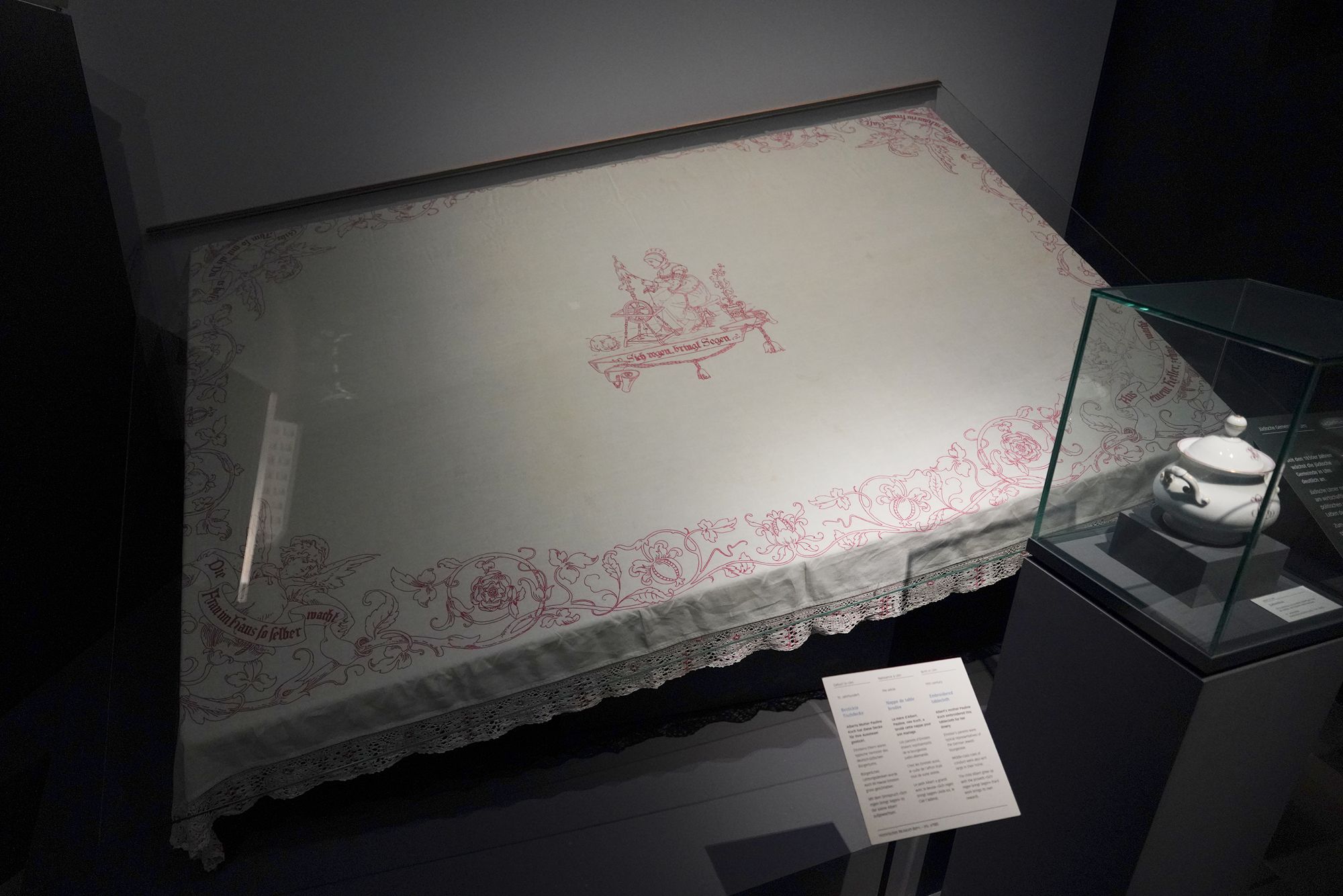 Bernisches Historisches Museum – Einstein I (28) Bernisches Historisches Museum – Einstein I (28)