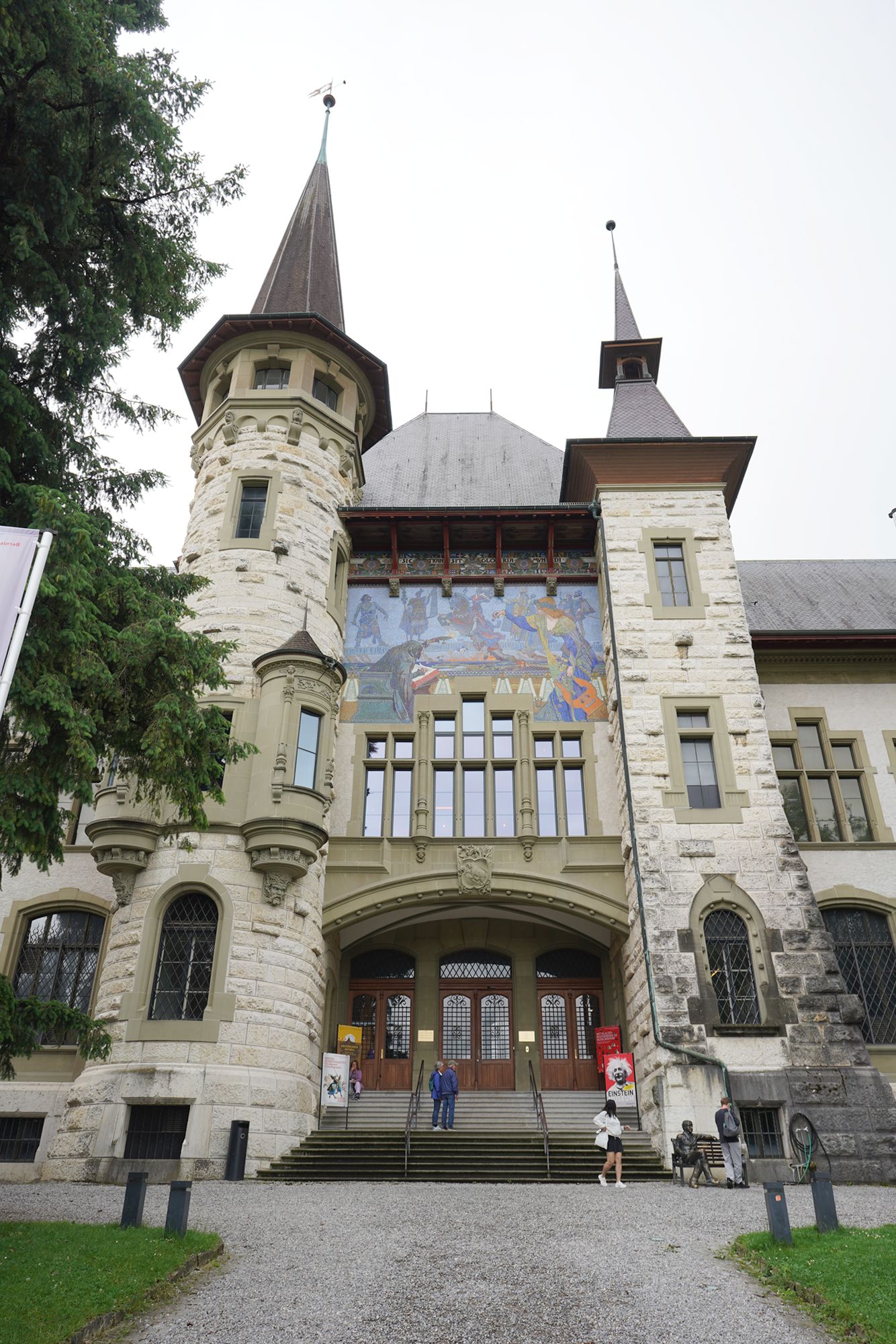 Bernisches Historisches Museum – Einstein I (4) Bernisches Historisches Museum – Einstein I (4)