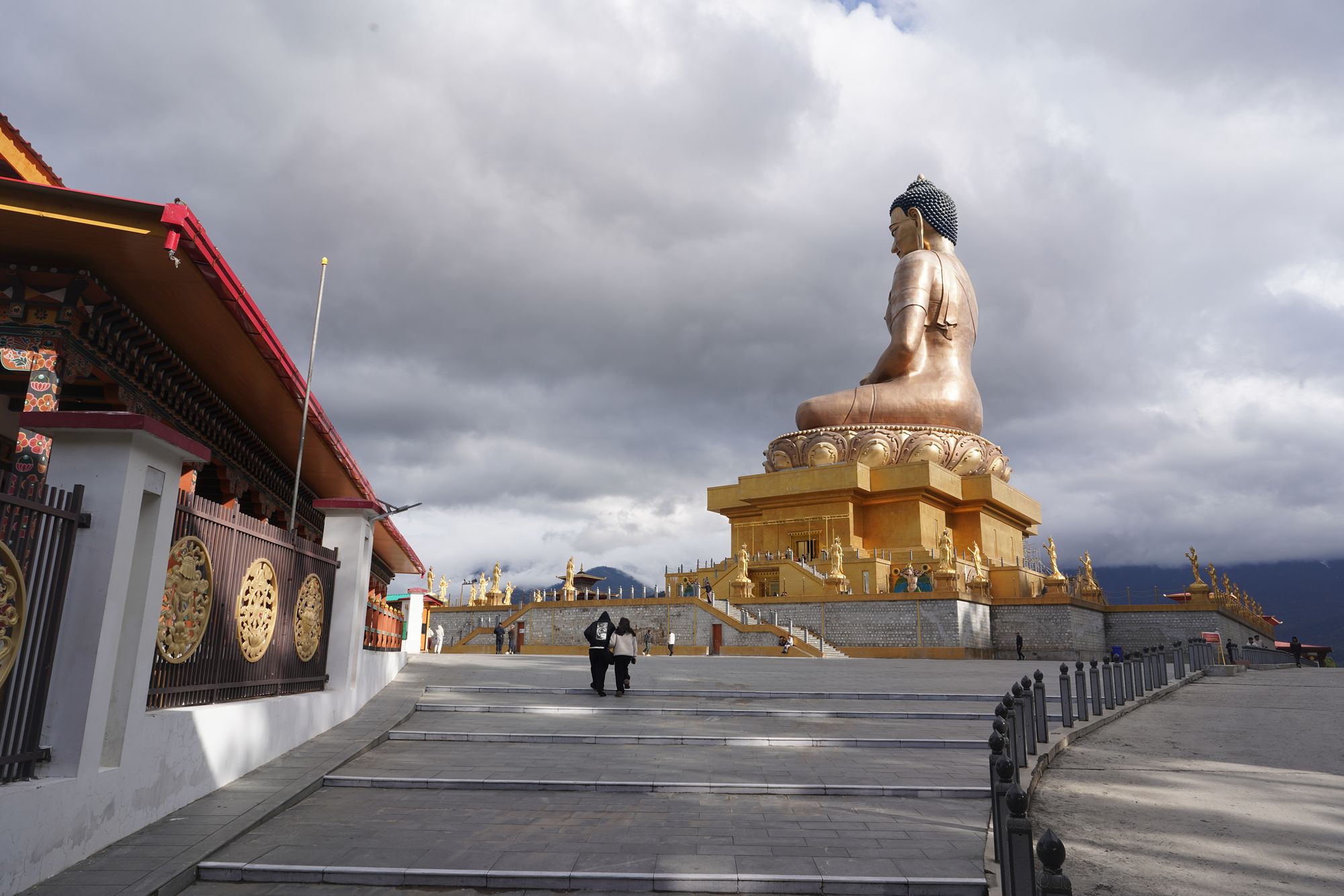 Bhutan – Buddha Dordenma, Dochula Pass, Chimi Lhakhang (10)