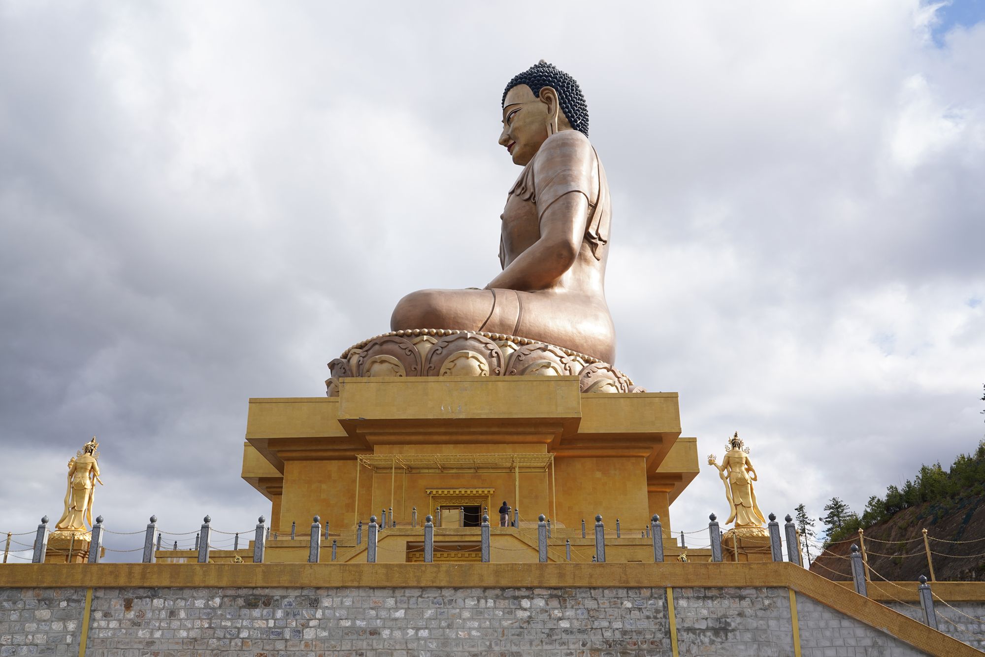 Bhutan – Buddha Dordenma, Dochula Pass, Chimi Lhakhang (12)
