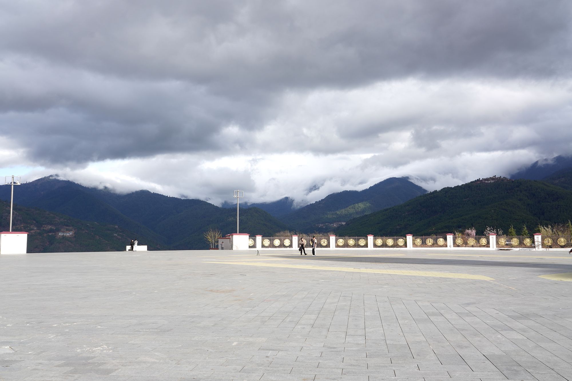 Bhutan – Buddha Dordenma, Dochula Pass, Chimi Lhakhang (15)