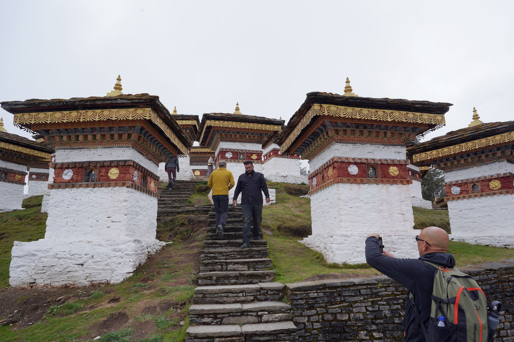 Bhutan – Buddha Dordenma, Dochula Pass, Chimi Lhakhang (46)