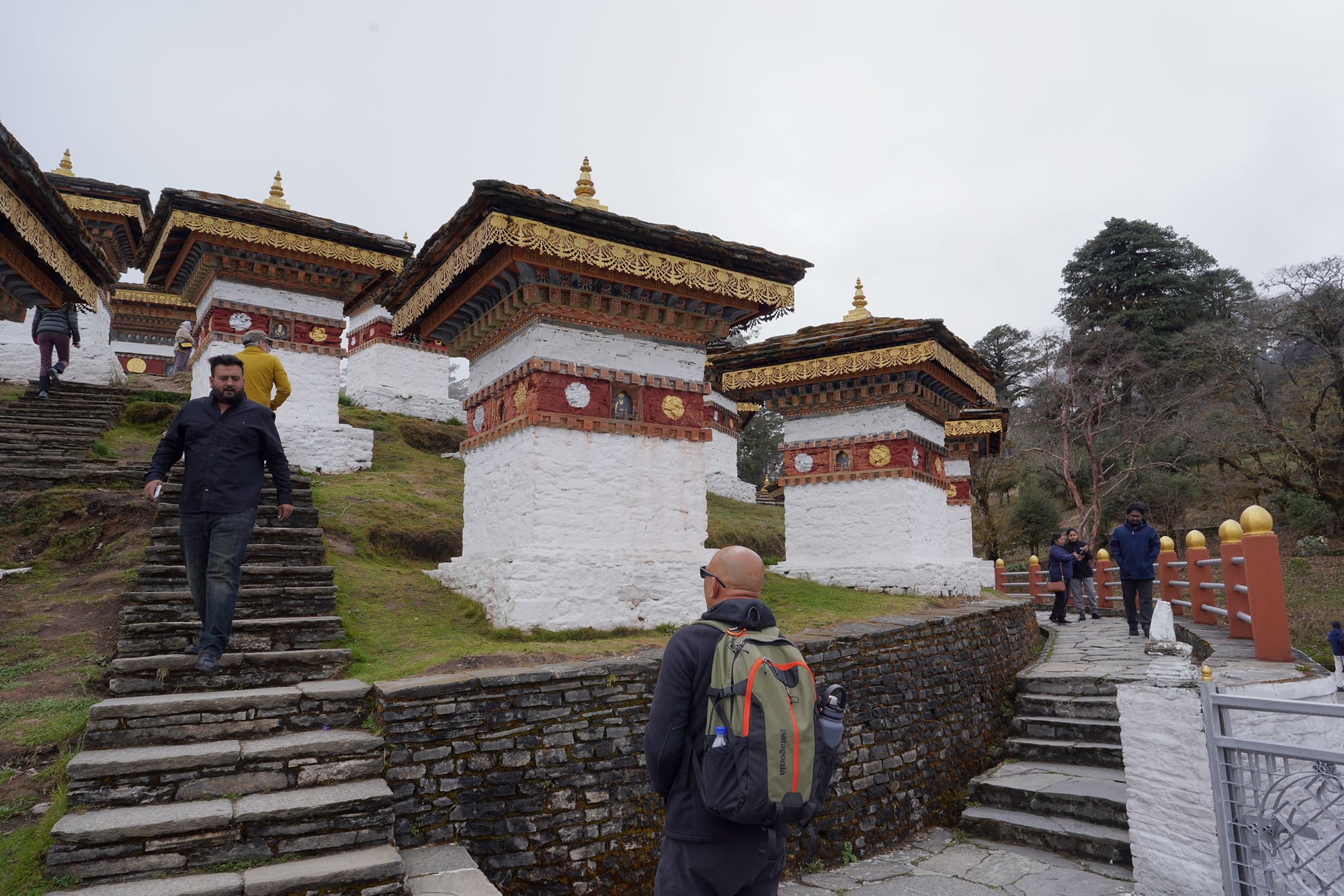 Bhutan – Buddha Dordenma, Dochula Pass, Chimi Lhakhang (47)