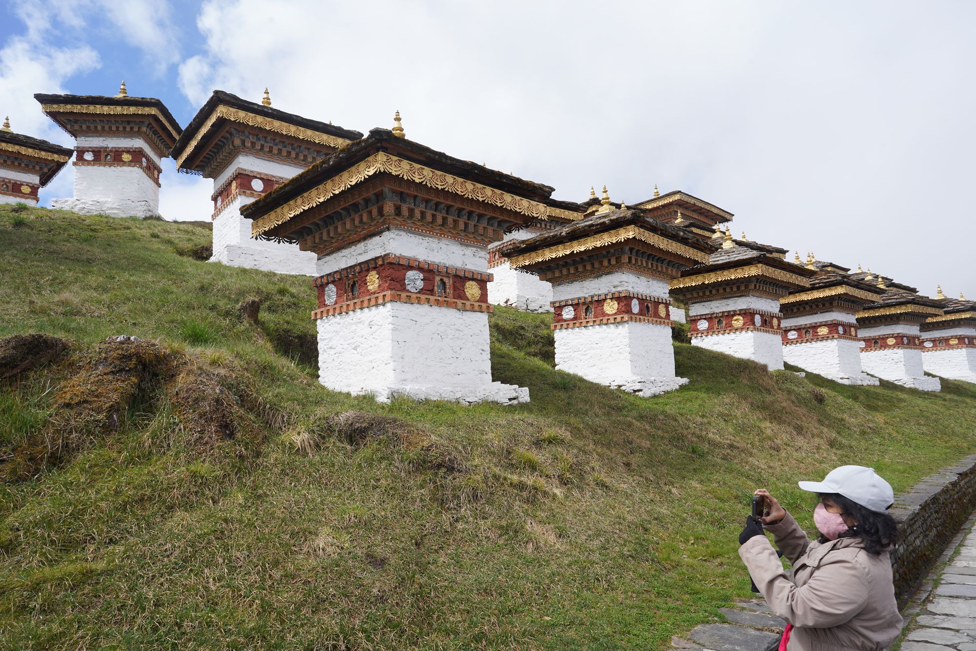 Bhutan – Buddha Dordenma, Dochula Pass, Chimi Lhakhang (53)