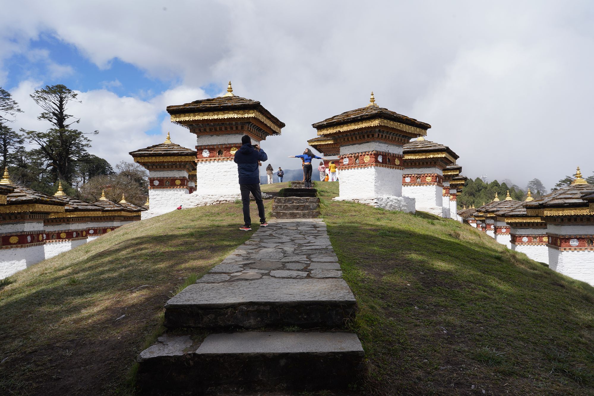 Bhutan – Buddha Dordenma, Dochula Pass, Chimi Lhakhang (60)
