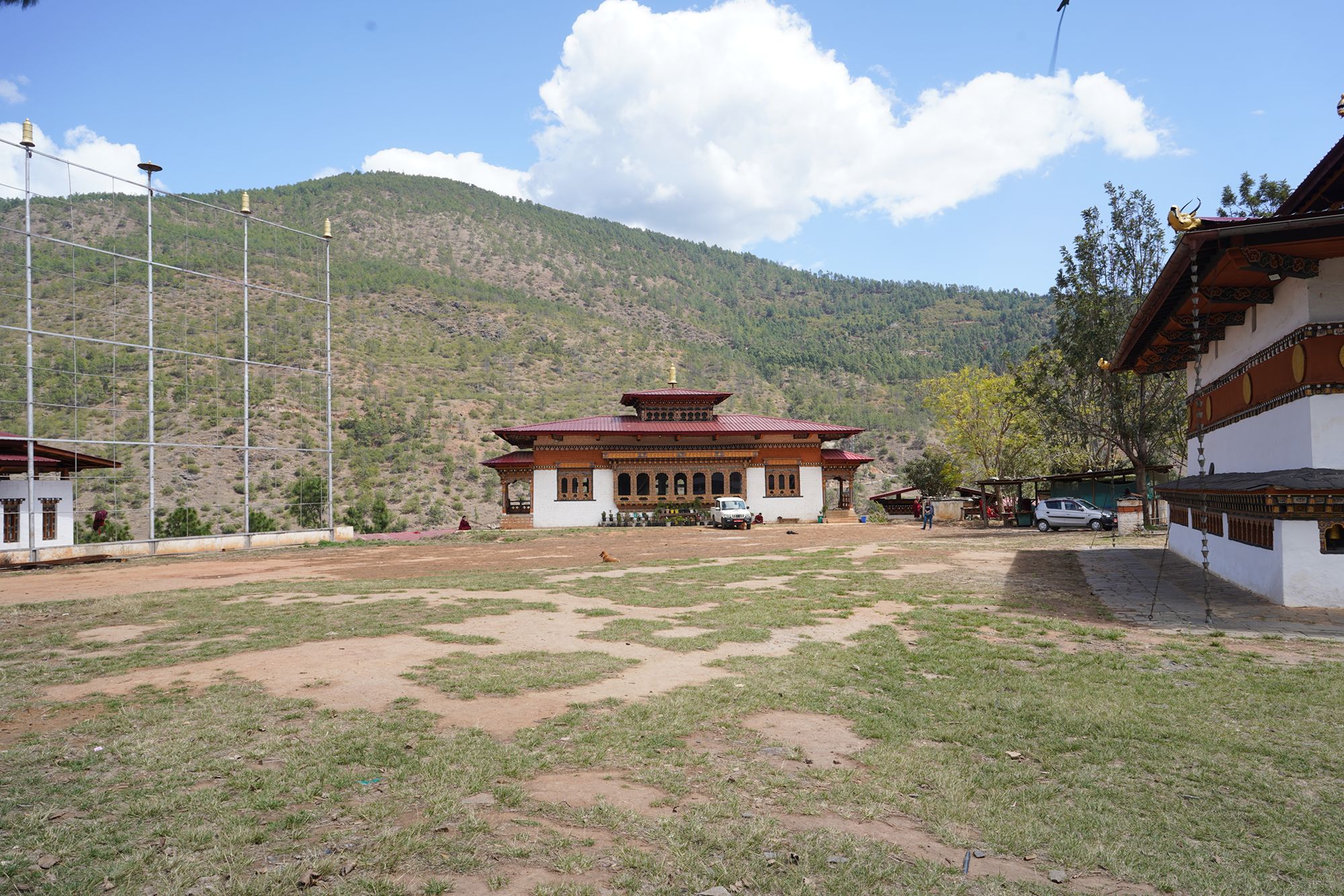 Bhutan – Buddha Dordenma, Dochula Pass, Chimi Lhakhang (88)