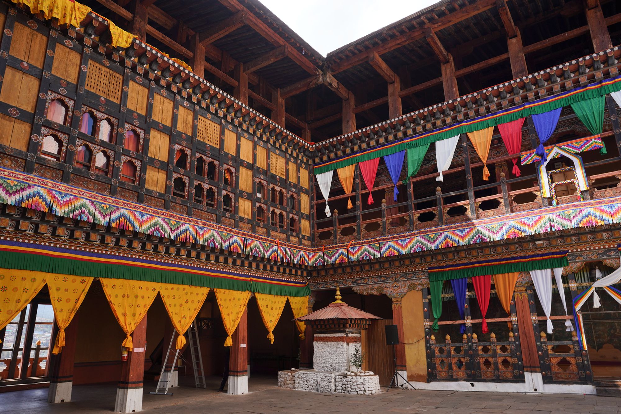 Bhutan – Punakha Dzong and Suspension Bridge, Paro Rinpung Dzong and Ta Dzong (126) Bhutan – Punakha Dzong and Suspension Bridge, Paro Rinpung Dzong and Ta Dzong (126)