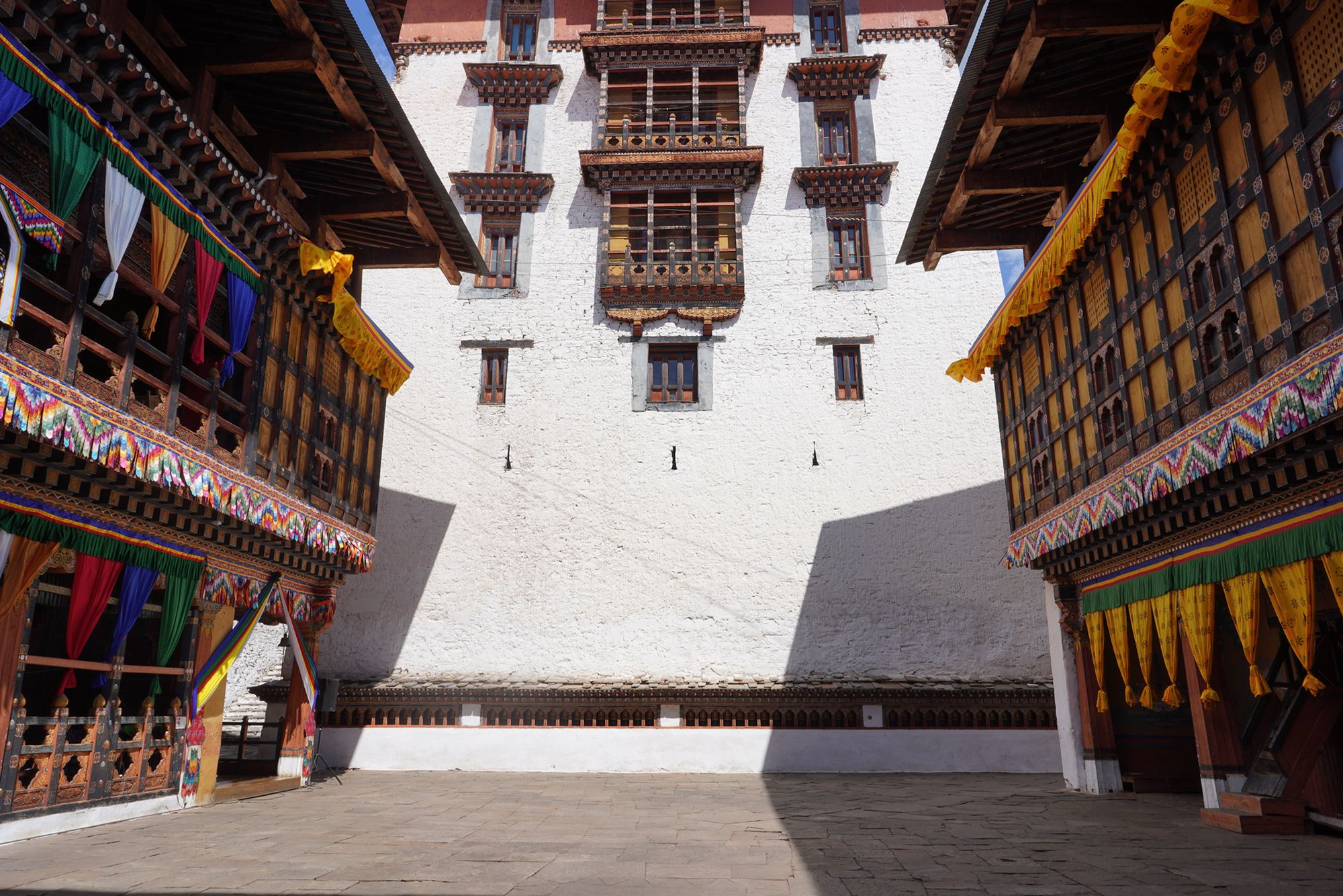 Bhutan – Punakha Dzong and Suspension Bridge, Paro Rinpung Dzong and Ta Dzong (129) Bhutan – Punakha Dzong and Suspension Bridge, Paro Rinpung Dzong and Ta Dzong (129)