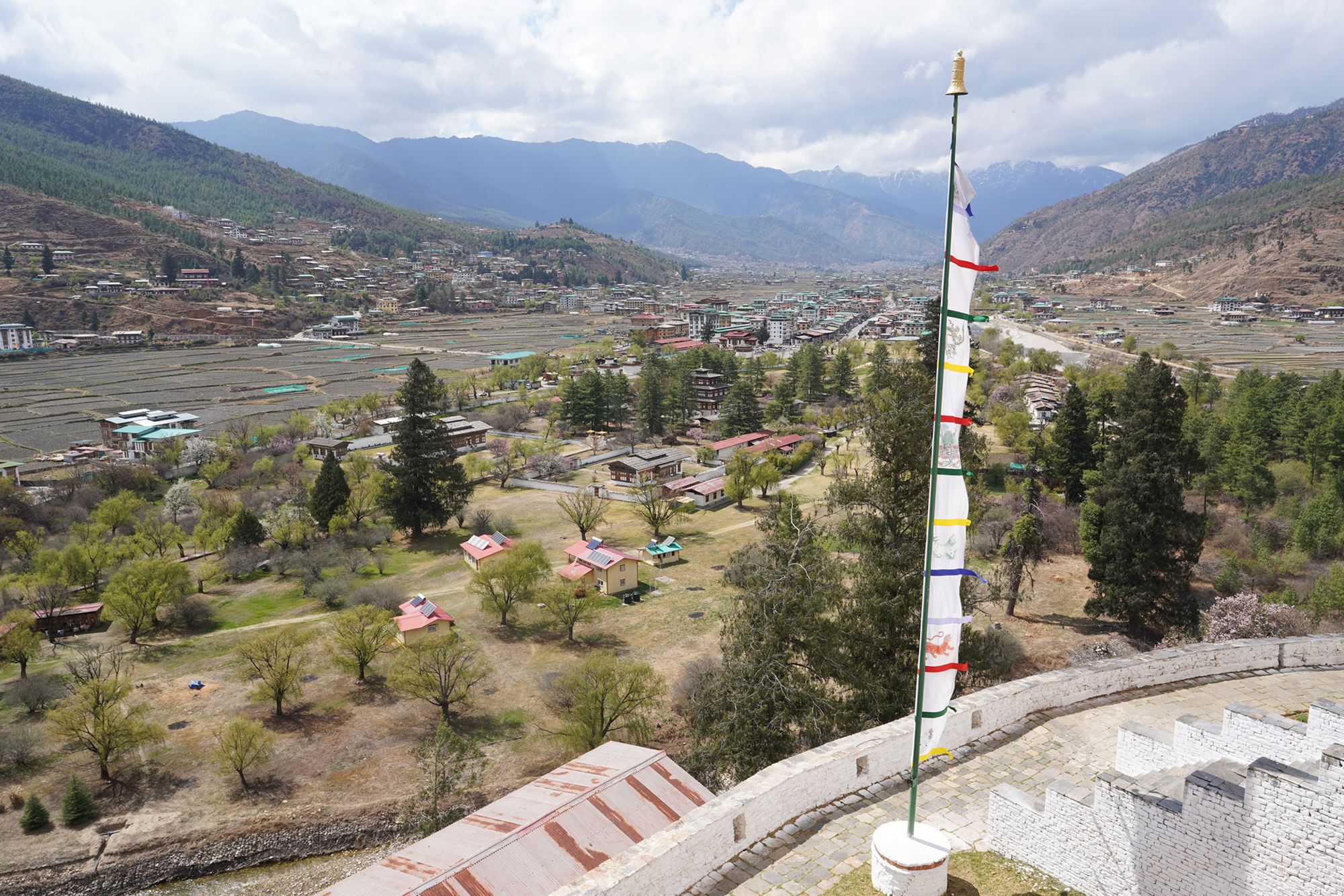 Bhutan – Punakha Dzong and Suspension Bridge, Paro Rinpung Dzong and Ta Dzong (134) Bhutan – Punakha Dzong and Suspension Bridge, Paro Rinpung Dzong and Ta Dzong (134)