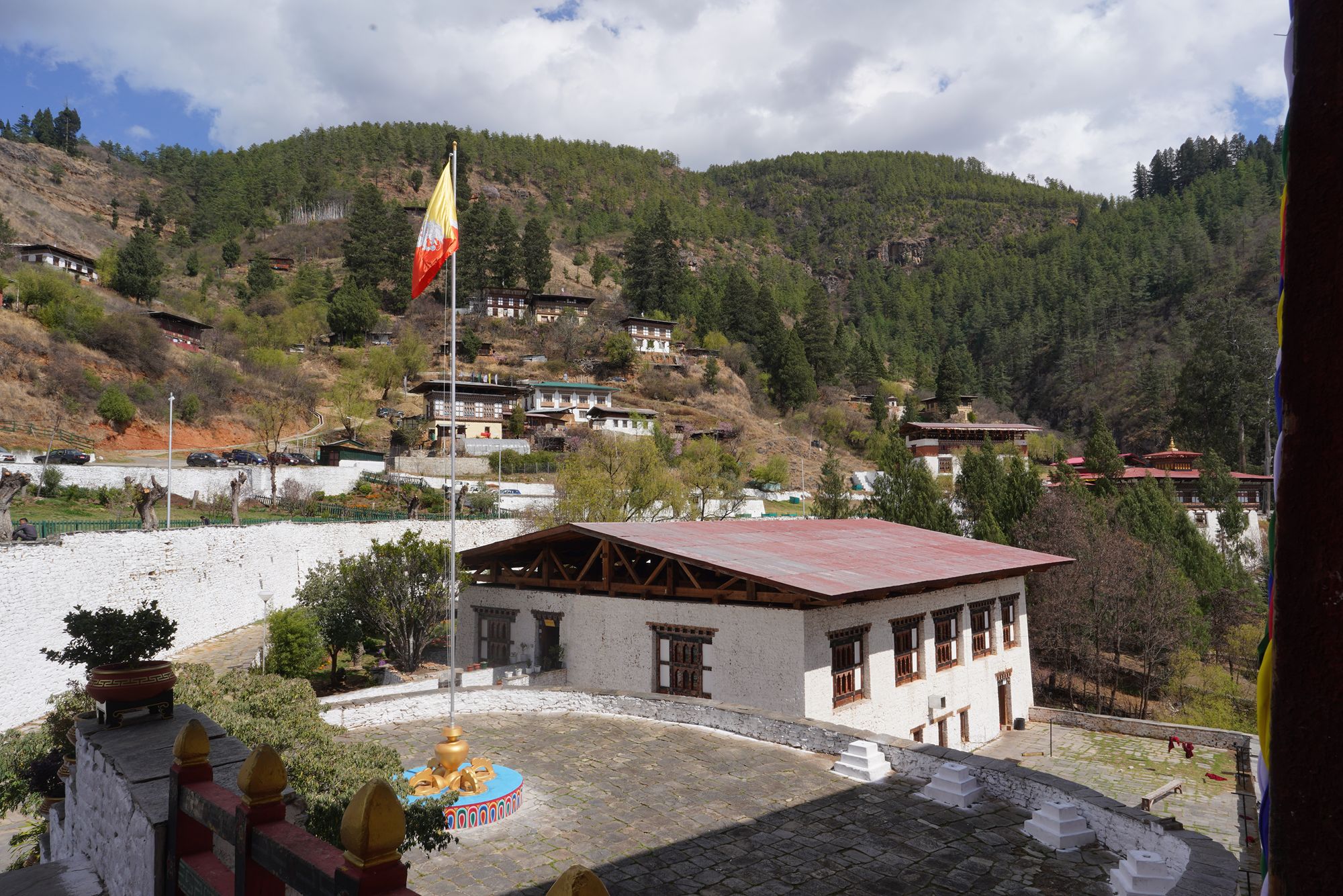 Bhutan – Punakha Dzong and Suspension Bridge, Paro Rinpung Dzong and Ta Dzong (140) Bhutan – Punakha Dzong and Suspension Bridge, Paro Rinpung Dzong and Ta Dzong (140)