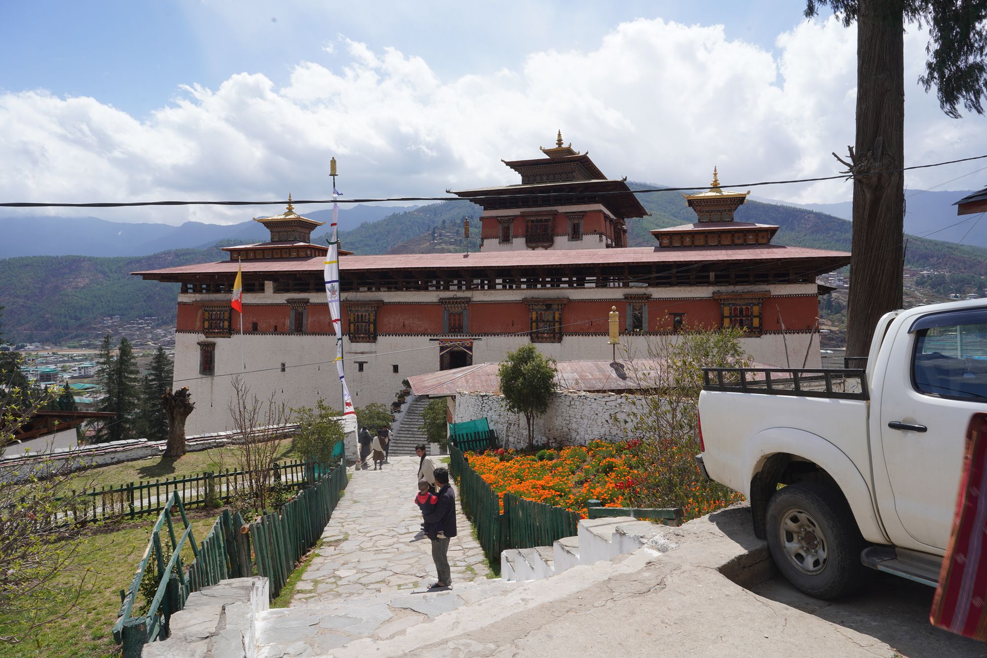 Bhutan – Punakha Dzong and Suspension Bridge, Paro Rinpung Dzong and Ta Dzong (141) Bhutan – Punakha Dzong and Suspension Bridge, Paro Rinpung Dzong and Ta Dzong (141)