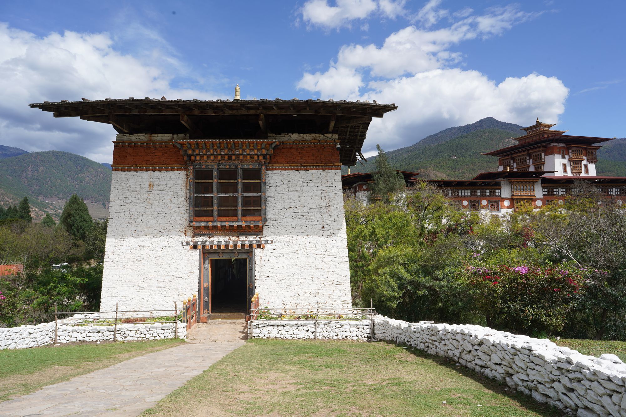 Bhutan – Punakha Dzong and Suspension Bridge, Paro Rinpung Dzong and Ta Dzong (3) Bhutan – Punakha Dzong and Suspension Bridge, Paro Rinpung Dzong and Ta Dzong (3)