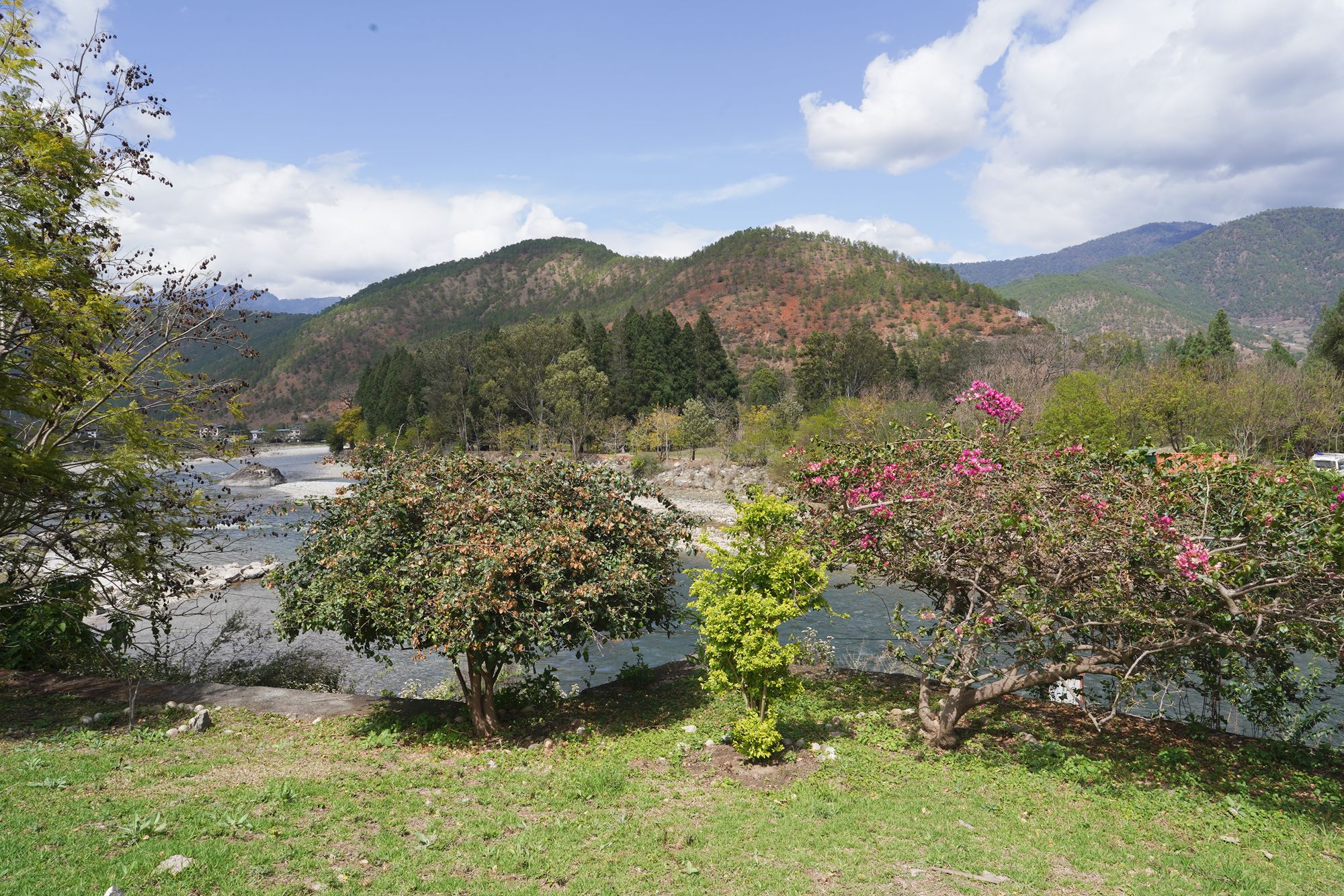 Bhutan – Punakha Dzong and Suspension Bridge, Paro Rinpung Dzong and Ta Dzong (5) Bhutan – Punakha Dzong and Suspension Bridge, Paro Rinpung Dzong and Ta Dzong (5)