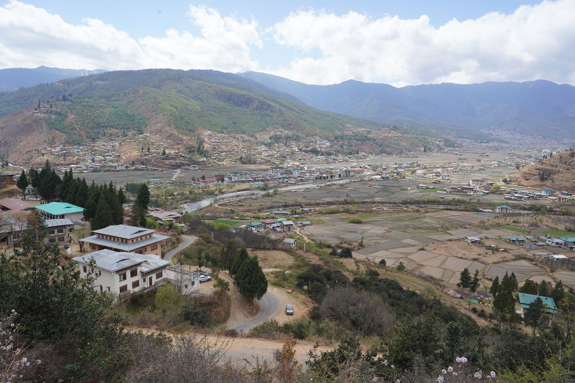 Bhutan – Punakha Dzong and Suspension Bridge, Paro Rinpung Dzong and Ta Dzong (92) Bhutan – Punakha Dzong and Suspension Bridge, Paro Rinpung Dzong and Ta Dzong (92)