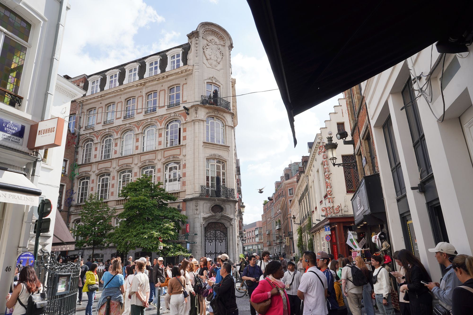 Brussels Great Square Walk (105)