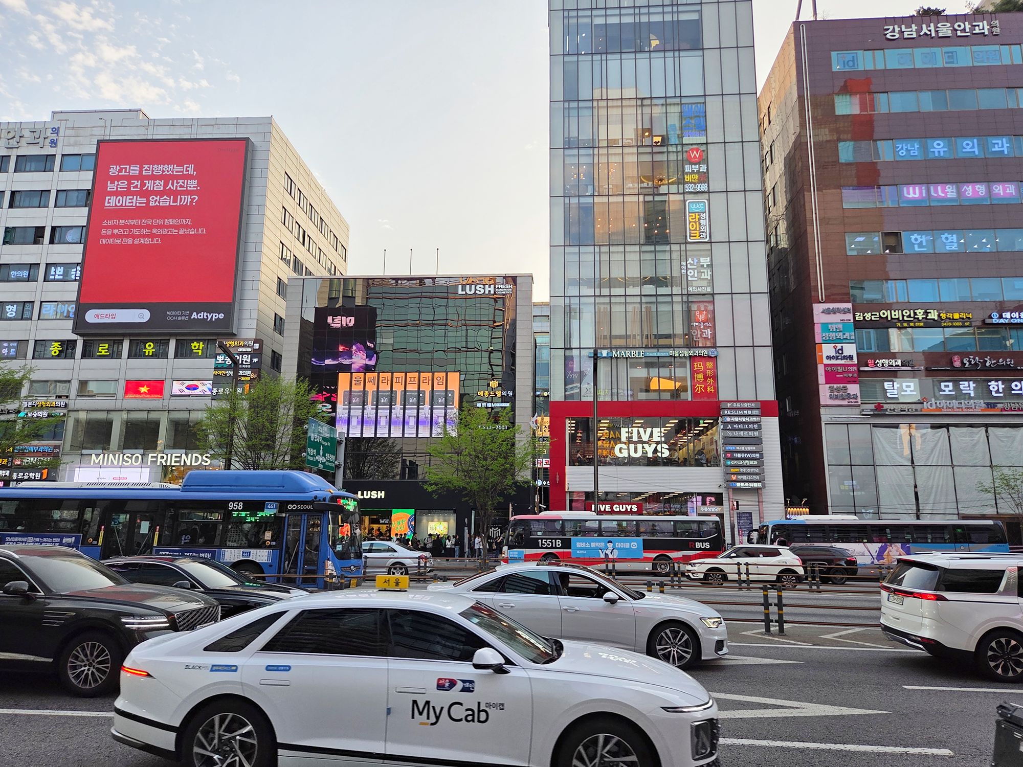 Gangnam (12)