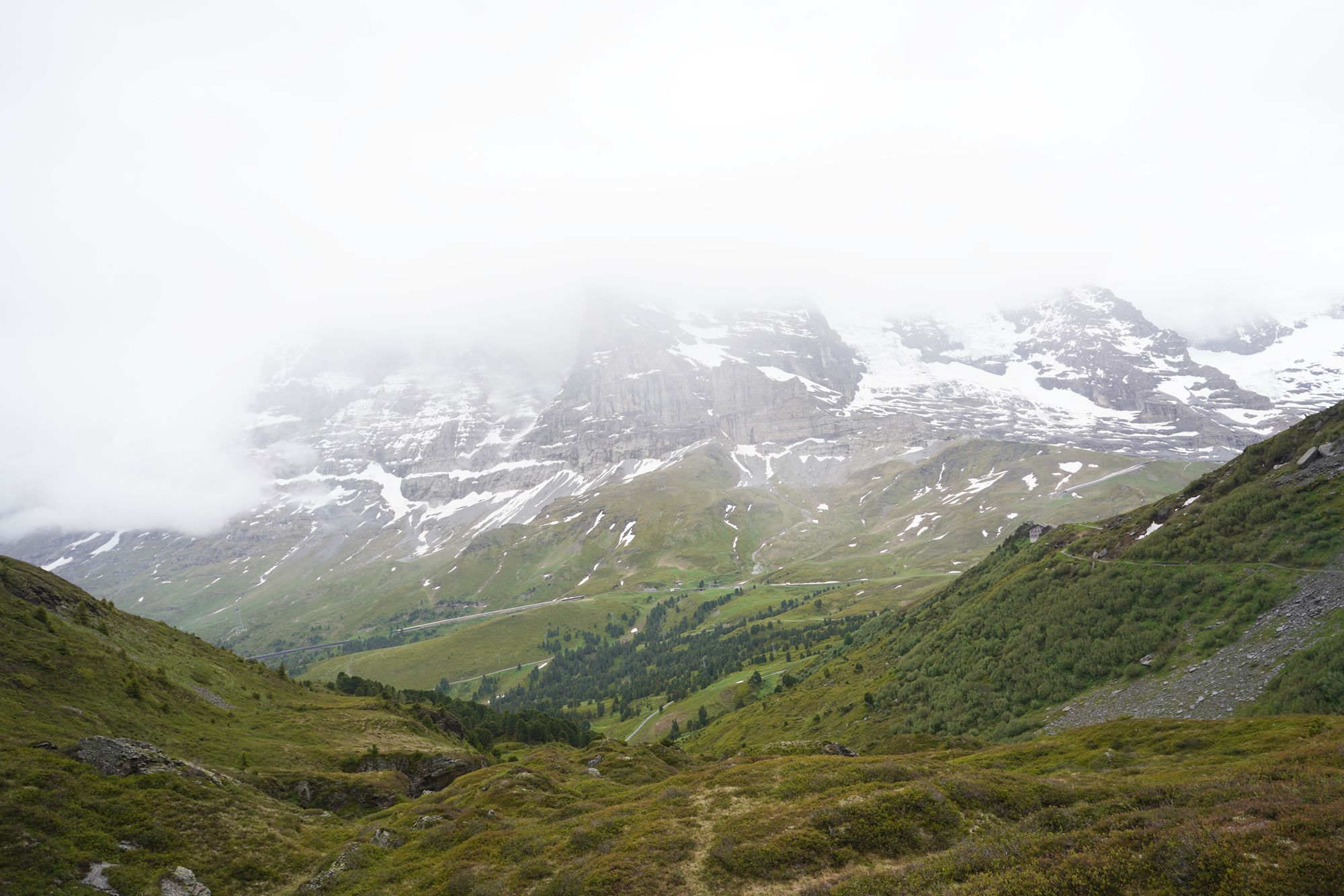Hike Männlichen to Kleine Scheidegg (110) Hike Männlichen to Kleine Scheidegg (110)