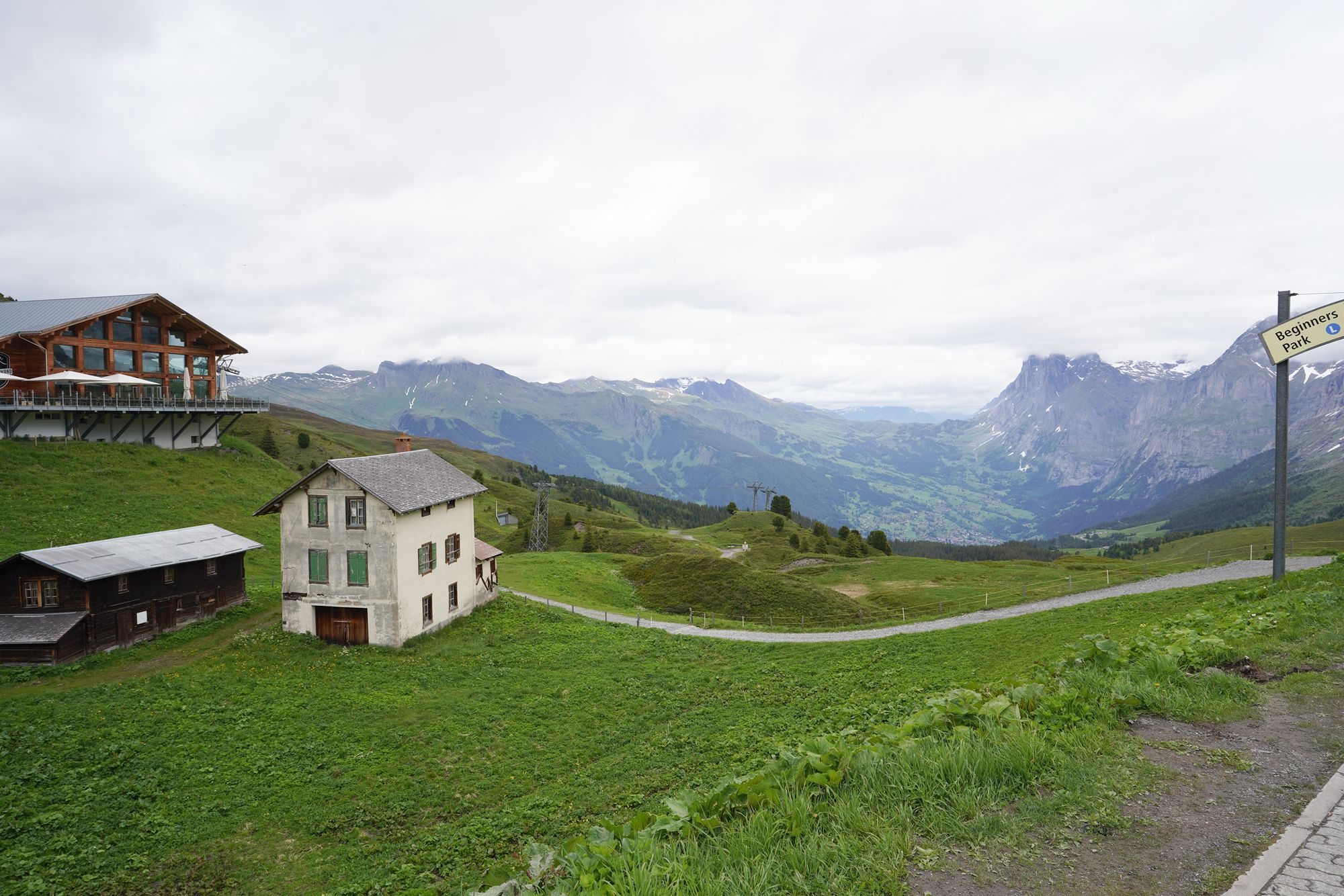 Hike Männlichen to Kleine Scheidegg (151) Hike Männlichen to Kleine Scheidegg (151)