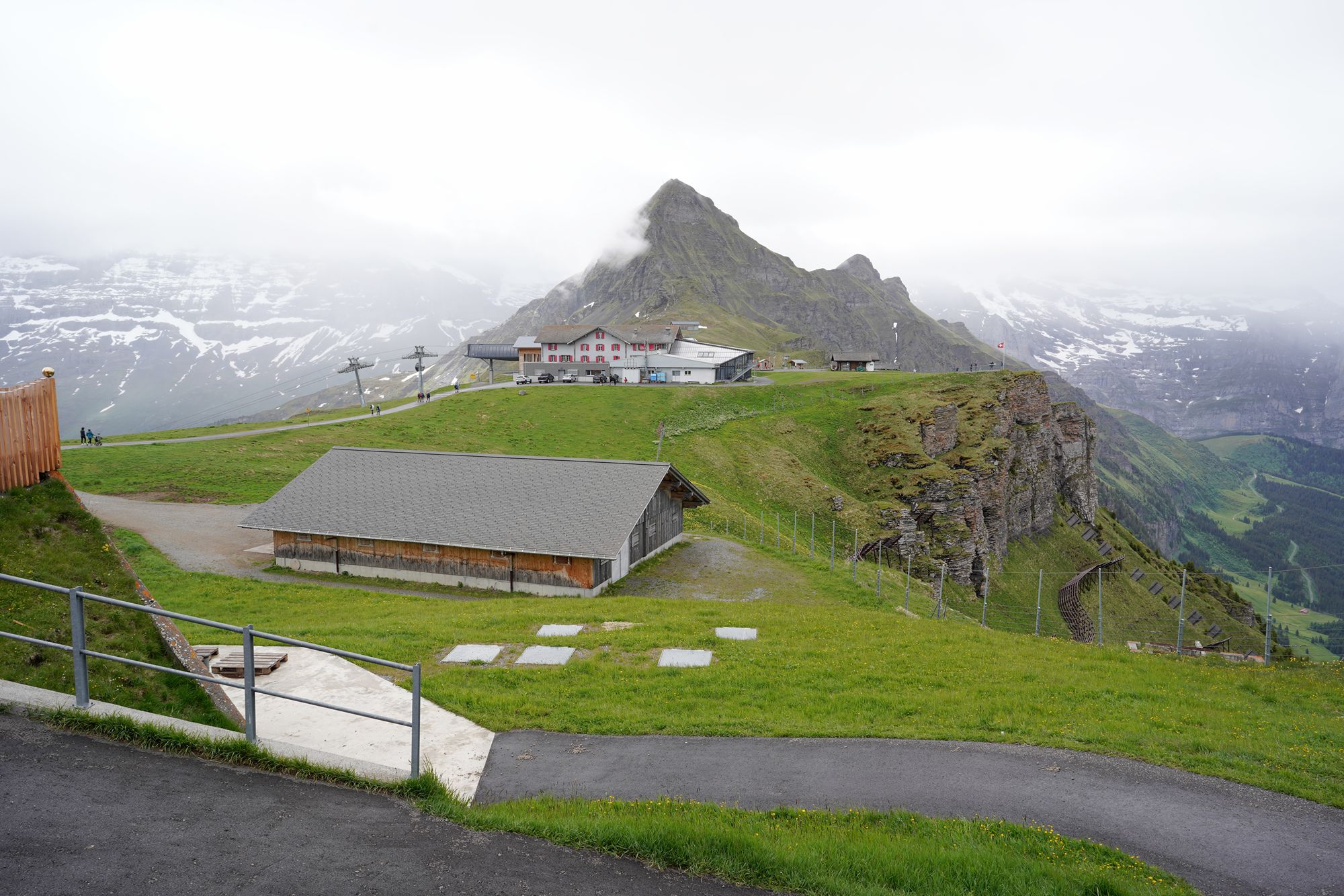 Hike Männlichen to Kleine Scheidegg (3) Hike Männlichen to Kleine Scheidegg (3)