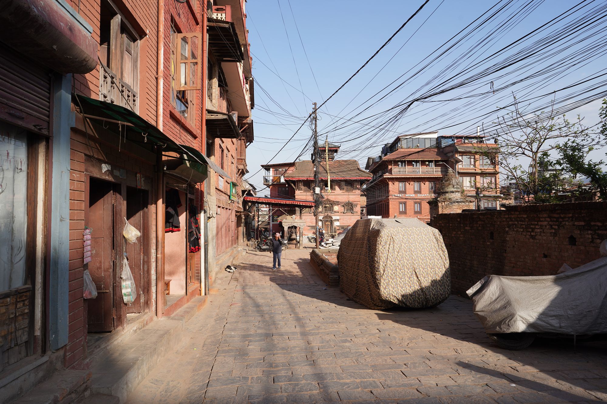 Kathmandu, Bhaktapur Durbar Square and Changu Narayan Temple (100) Kathmandu, Bhaktapur Durbar Square and Changu Narayan Temple (100)