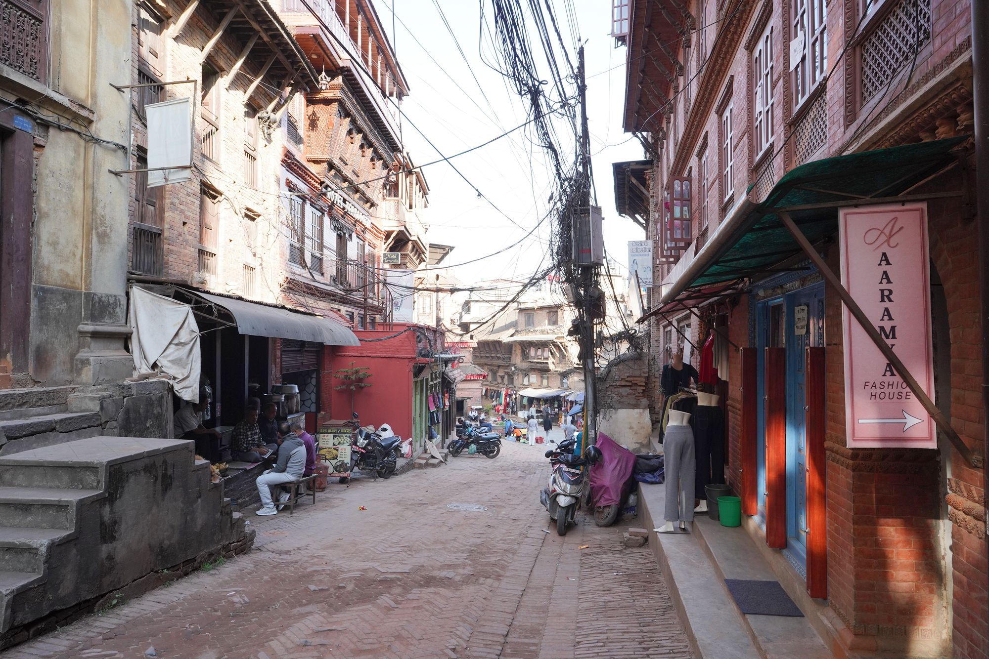 Kathmandu, Bhaktapur Durbar Square and Changu Narayan Temple (101) Kathmandu, Bhaktapur Durbar Square and Changu Narayan Temple (101)