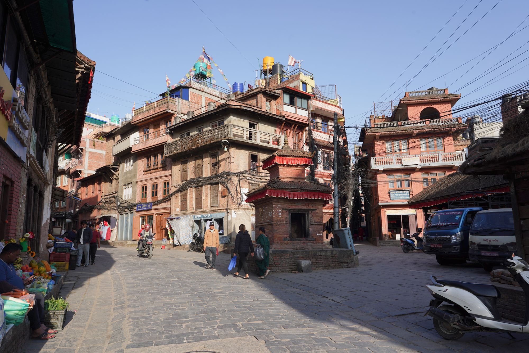 Kathmandu, Bhaktapur Durbar Square and Changu Narayan Temple (116) Kathmandu, Bhaktapur Durbar Square and Changu Narayan Temple (116)