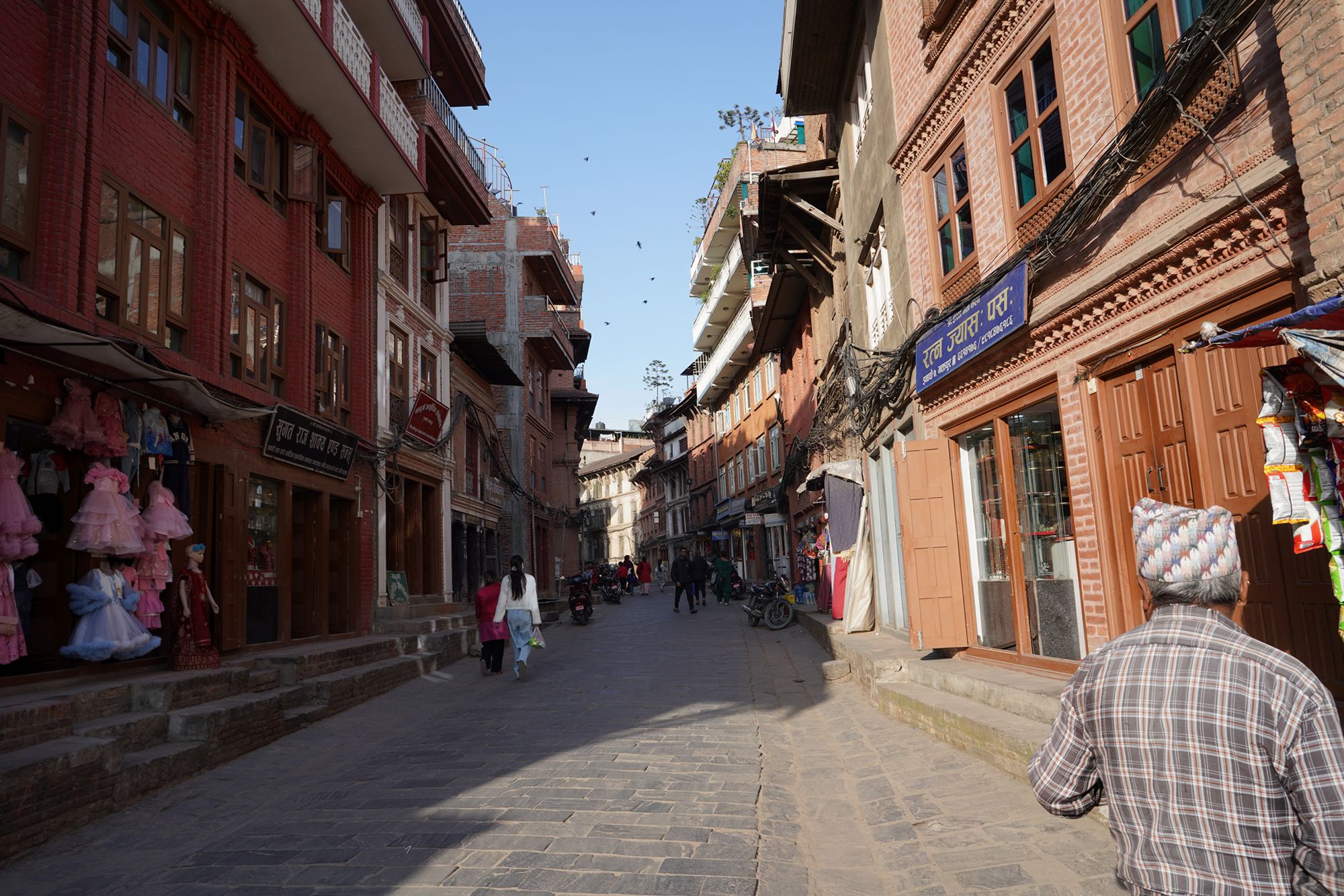 Kathmandu, Bhaktapur Durbar Square and Changu Narayan Temple (117) Kathmandu, Bhaktapur Durbar Square and Changu Narayan Temple (117)