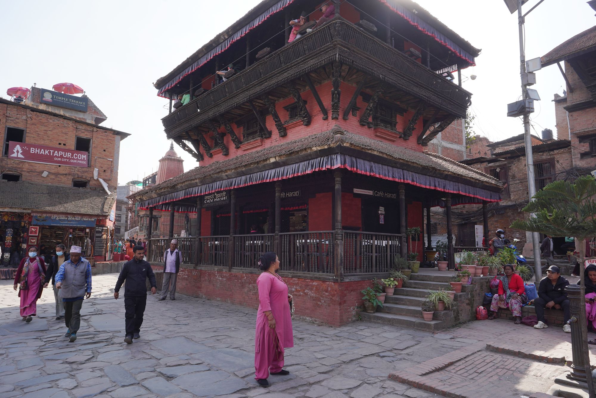 Kathmandu, Bhaktapur Durbar Square and Changu Narayan Temple (13) Kathmandu, Bhaktapur Durbar Square and Changu Narayan Temple (13)