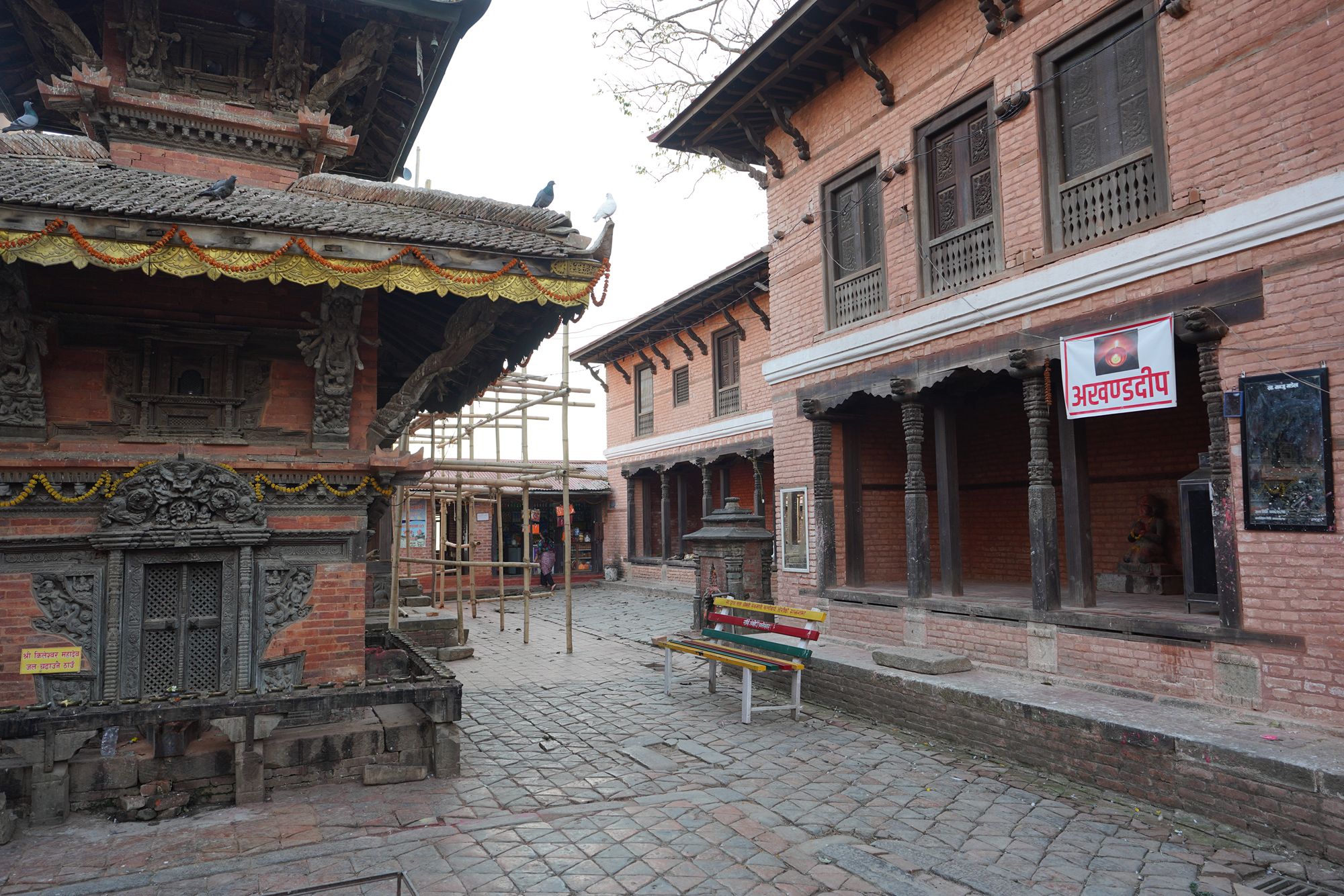 Kathmandu, Bhaktapur Durbar Square and Changu Narayan Temple (154) Kathmandu, Bhaktapur Durbar Square and Changu Narayan Temple (154)
