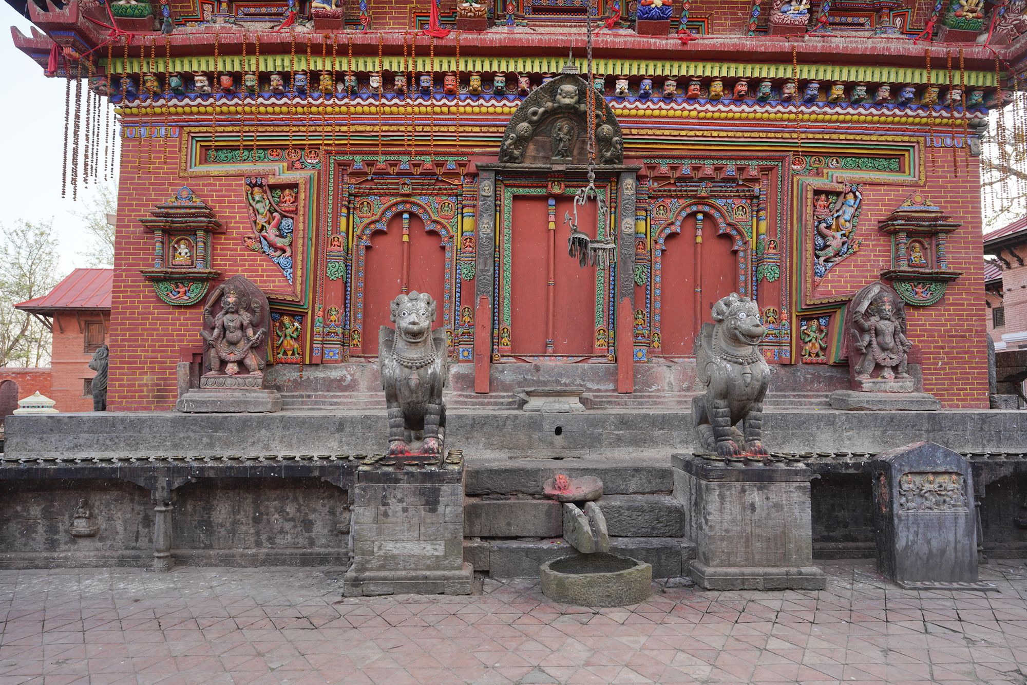 Kathmandu, Bhaktapur Durbar Square and Changu Narayan Temple (163) Kathmandu, Bhaktapur Durbar Square and Changu Narayan Temple (163)
