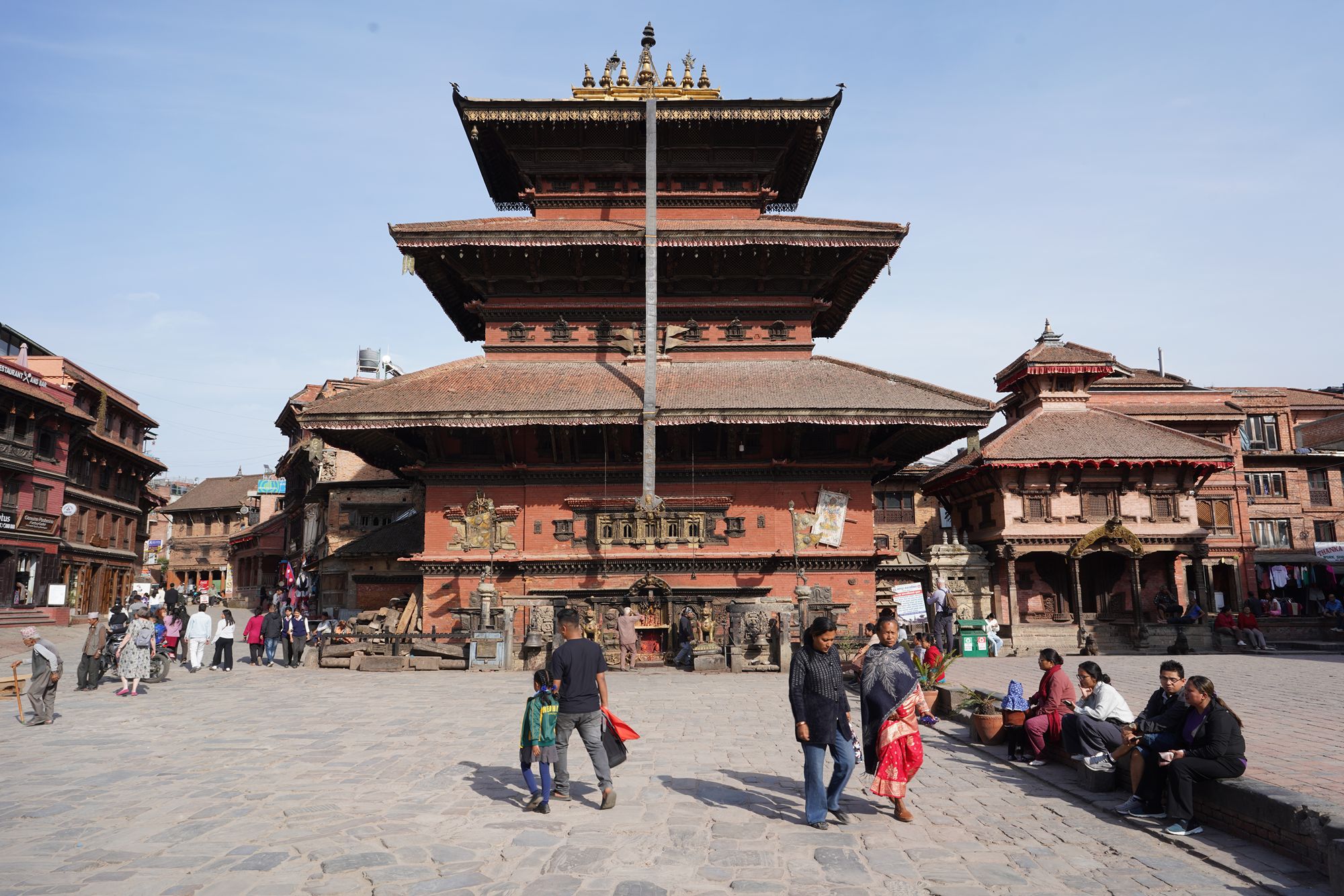 Kathmandu, Bhaktapur Durbar Square and Changu Narayan Temple (18) Kathmandu, Bhaktapur Durbar Square and Changu Narayan Temple (18)