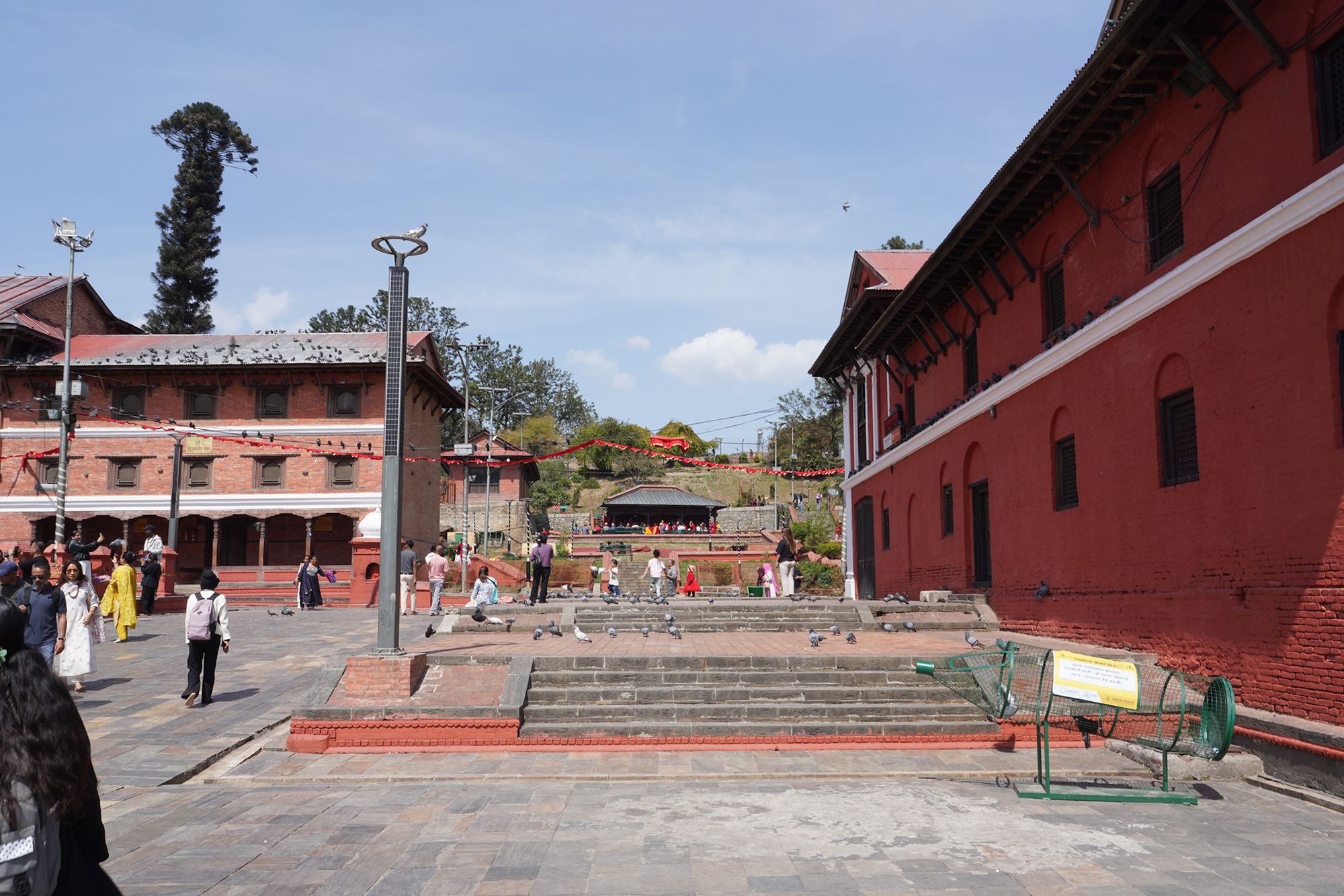 Kathmandu Pashupatinath Temple and Buddha Stupa (33) Kathmandu Pashupatinath Temple and Buddha Stupa (33)