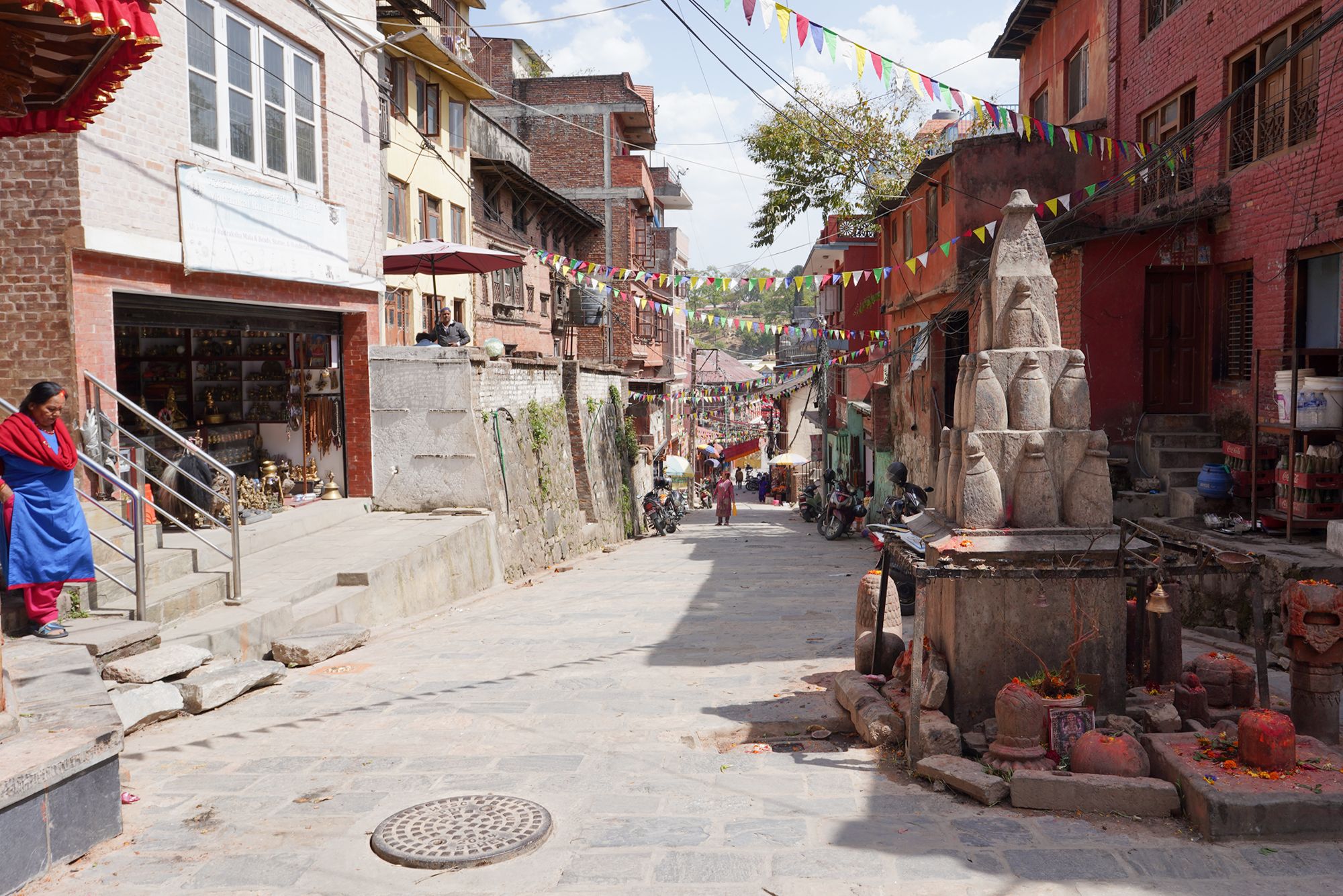 Kathmandu Pashupatinath Temple and Buddha Stupa (6) Kathmandu Pashupatinath Temple and Buddha Stupa (6)